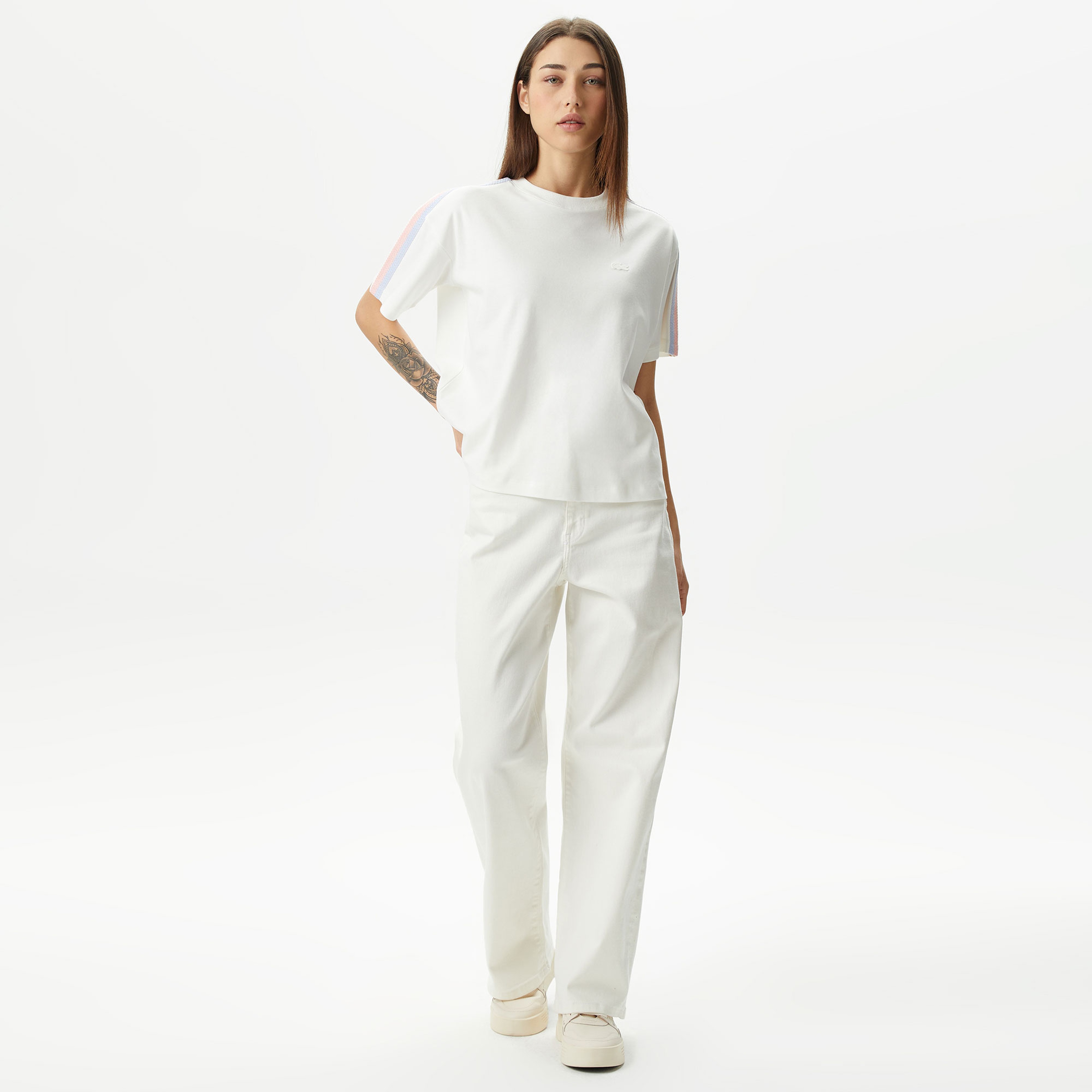 Kadın Relaxed Fit Bisiklet Yaka Beyaz T-Shirt