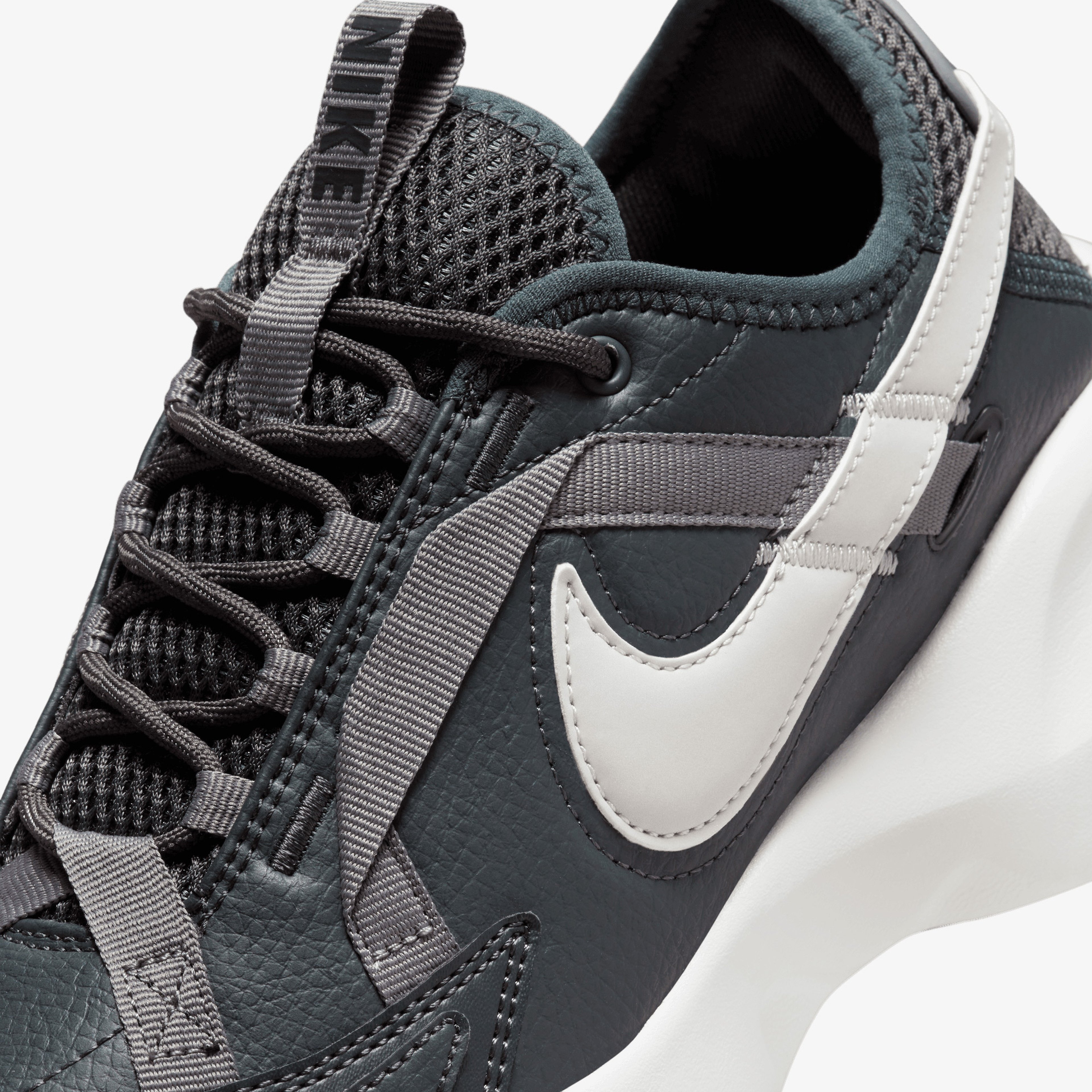 Nike TC 7900 Kadın Siyah Spor Ayakkabı