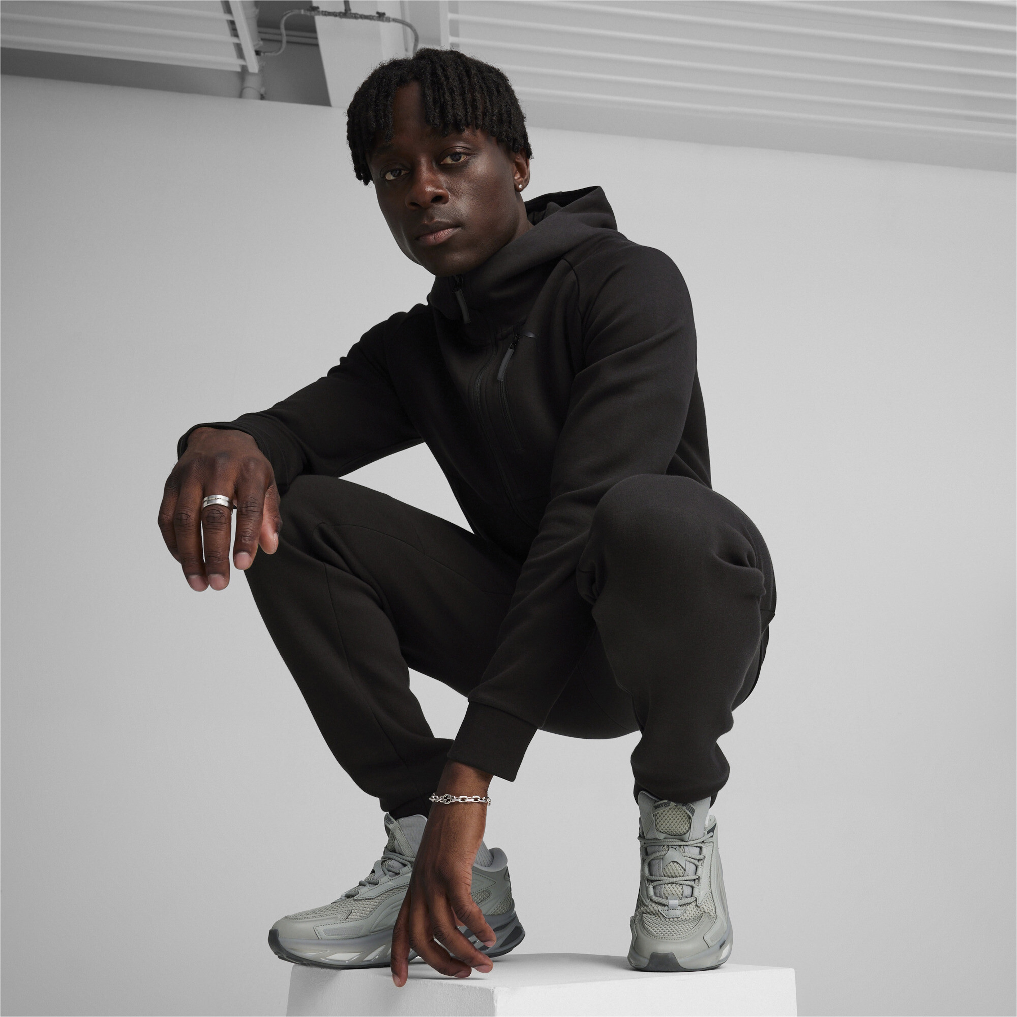 Puma Tech Erkek Siyah Eşofman Üstü