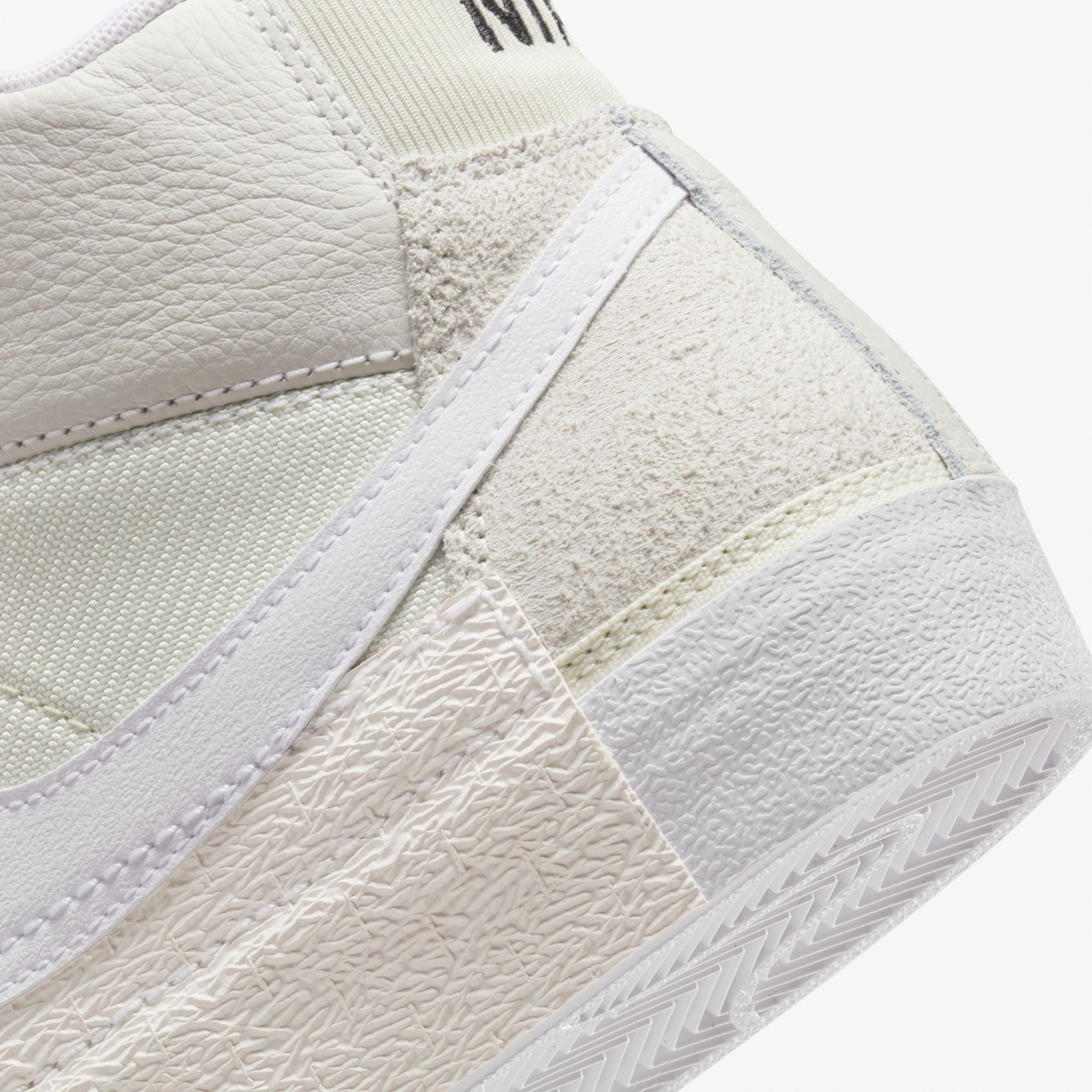 Nike Blazer Mid Pro Club Erkek Bej Spor Ayakkabı