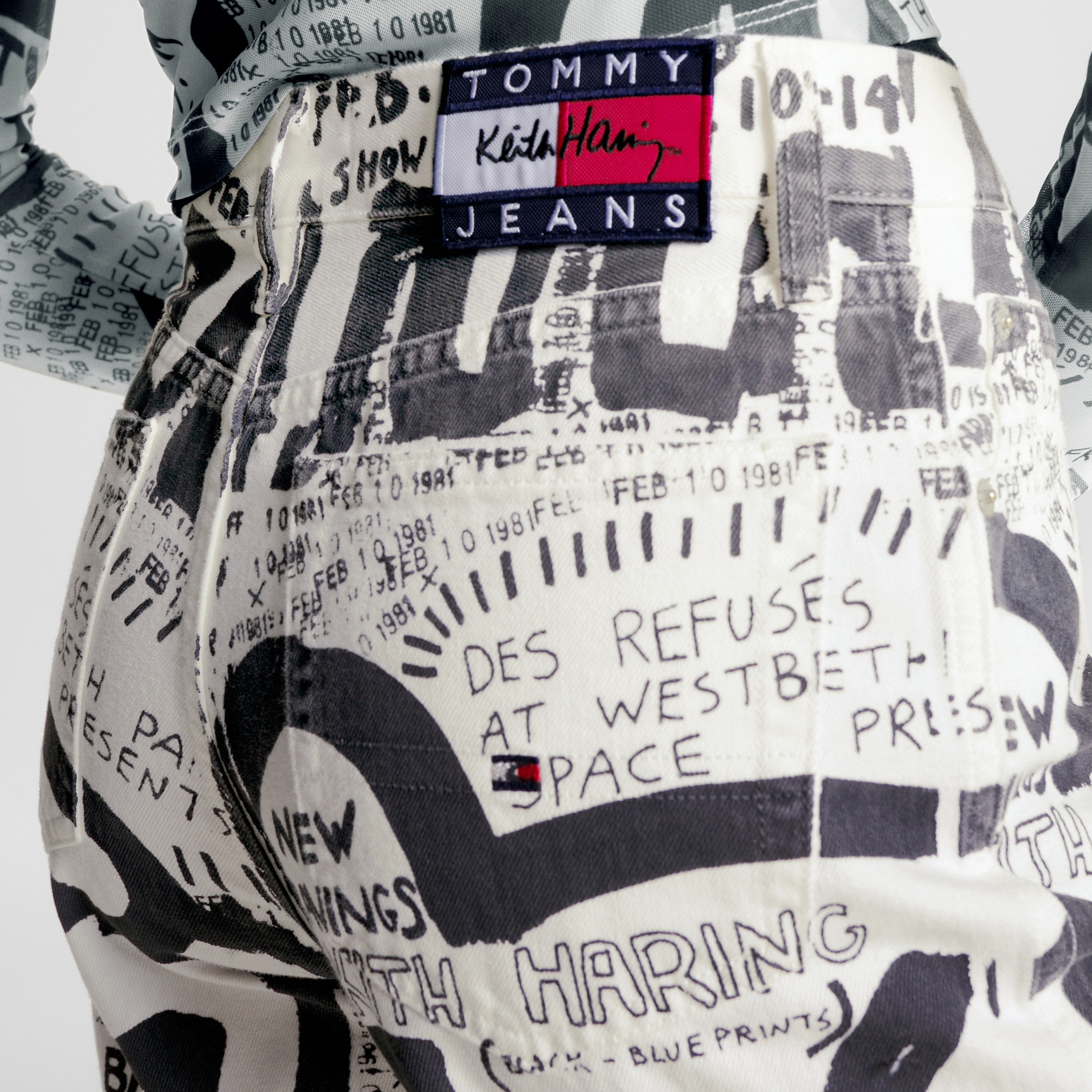 Tommy Jeans x Keith Haring Exhibit Poster Kadın Krem Pantolon