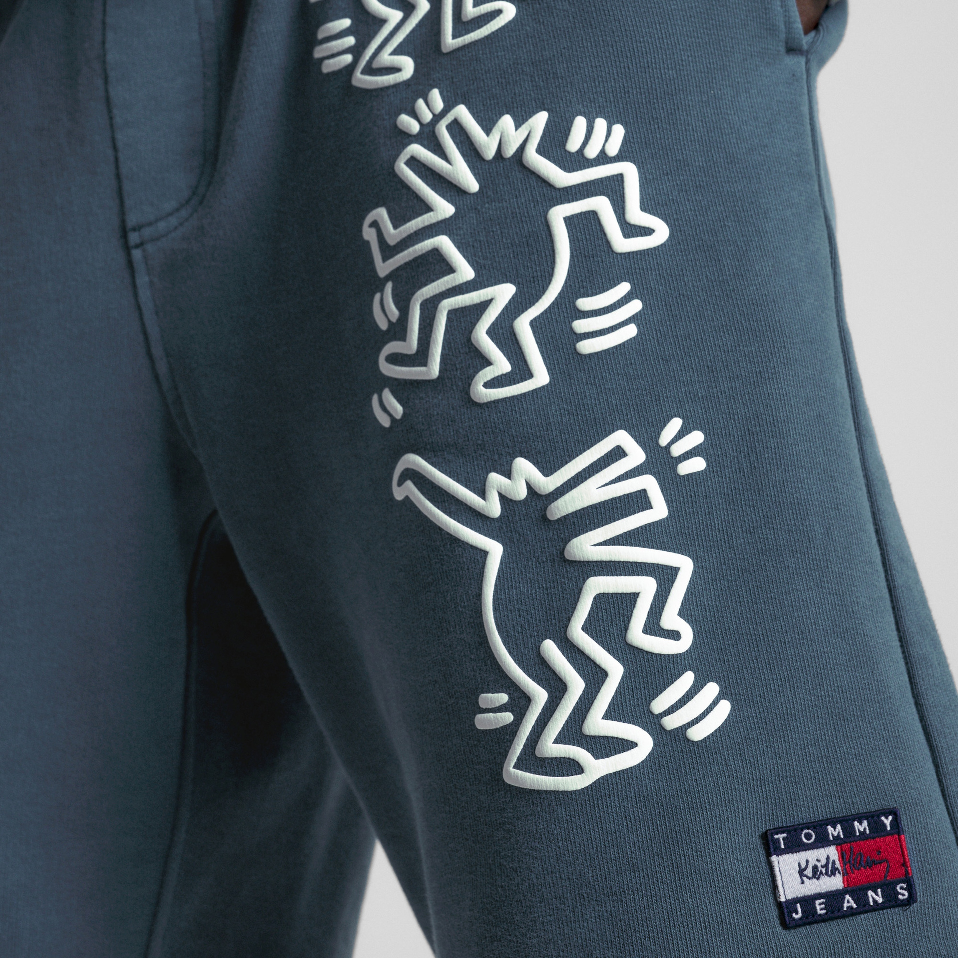 Tommy Jeans x Keith Haring Unisex Mavi Şort