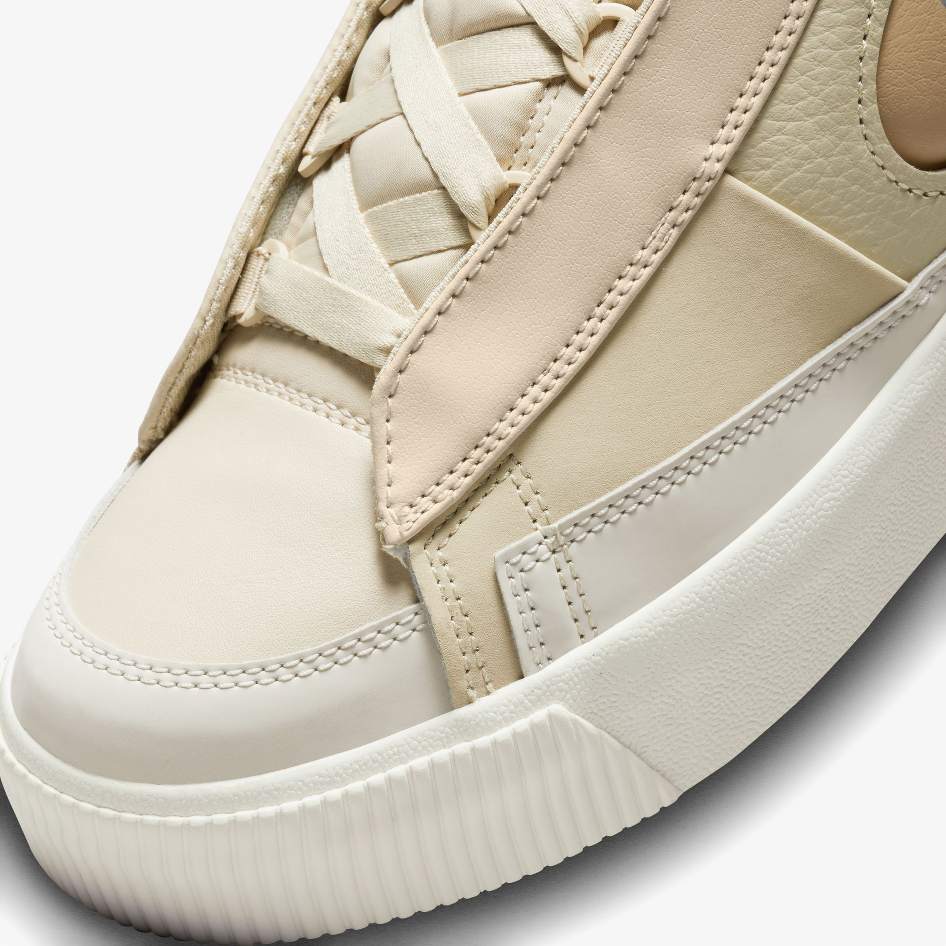 Nike Blazer Mid Victory Kadın Bej Spor Ayakkabı
