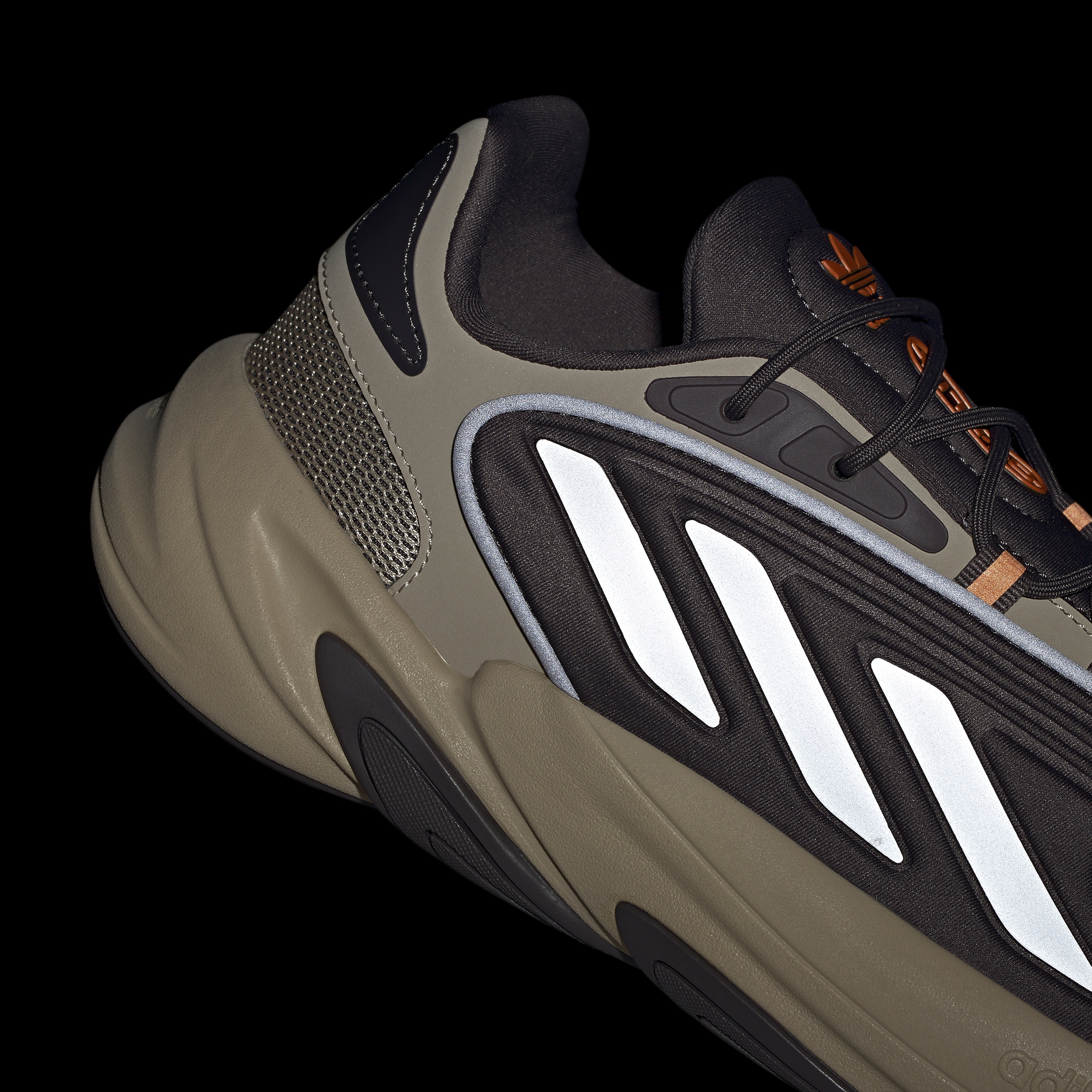 adidas Originals Ozelia Unisex Kahverengi Spor Ayakkabı