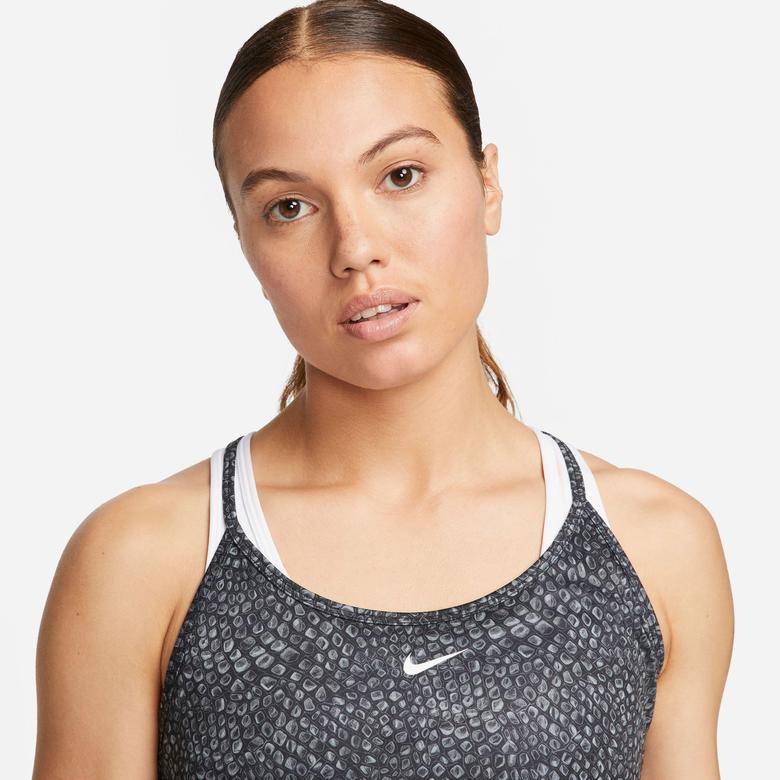 Nike One Dri-Fit Kadın Siyah T-Shirt