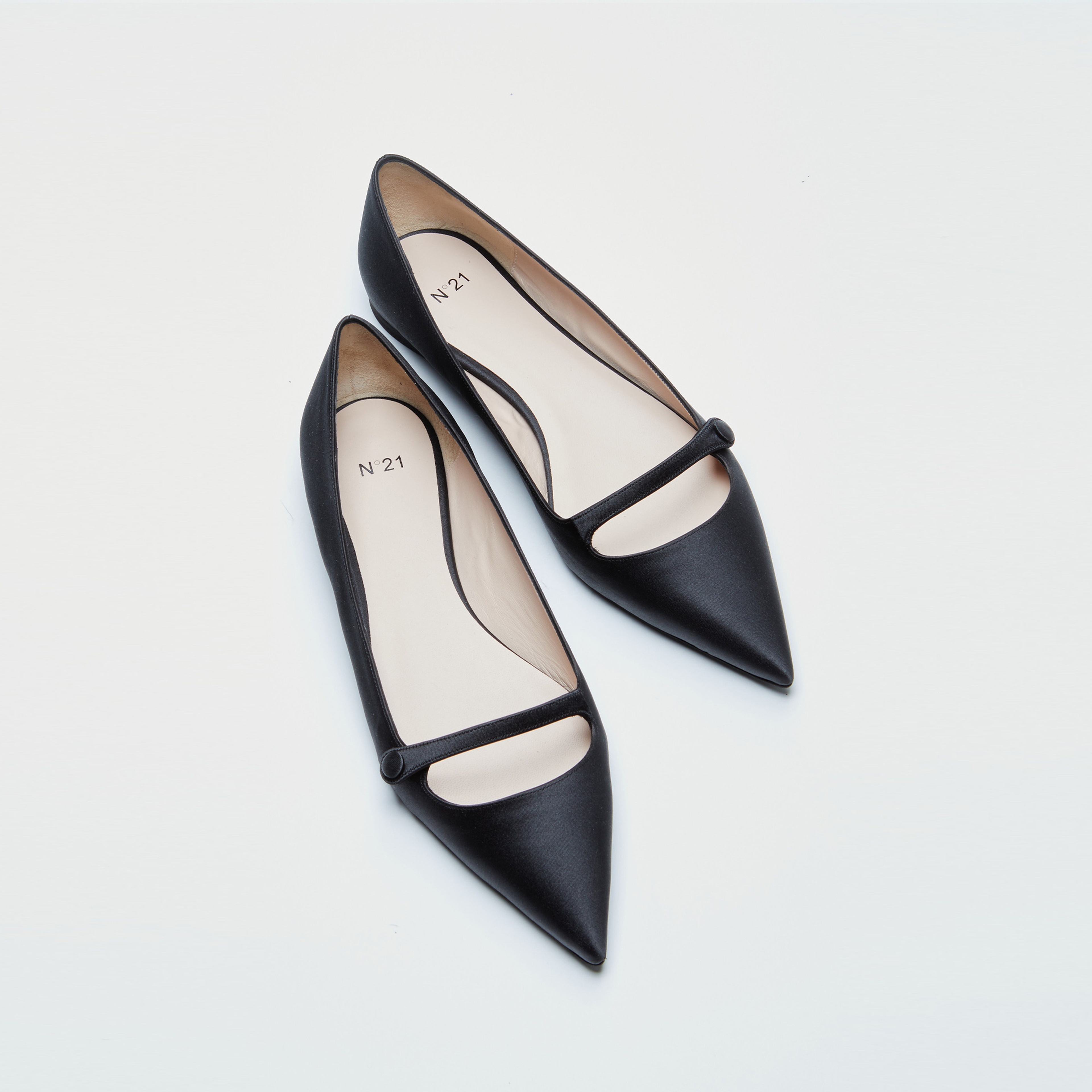 No21 Kadın Siyah Ayakkabı