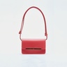 R001