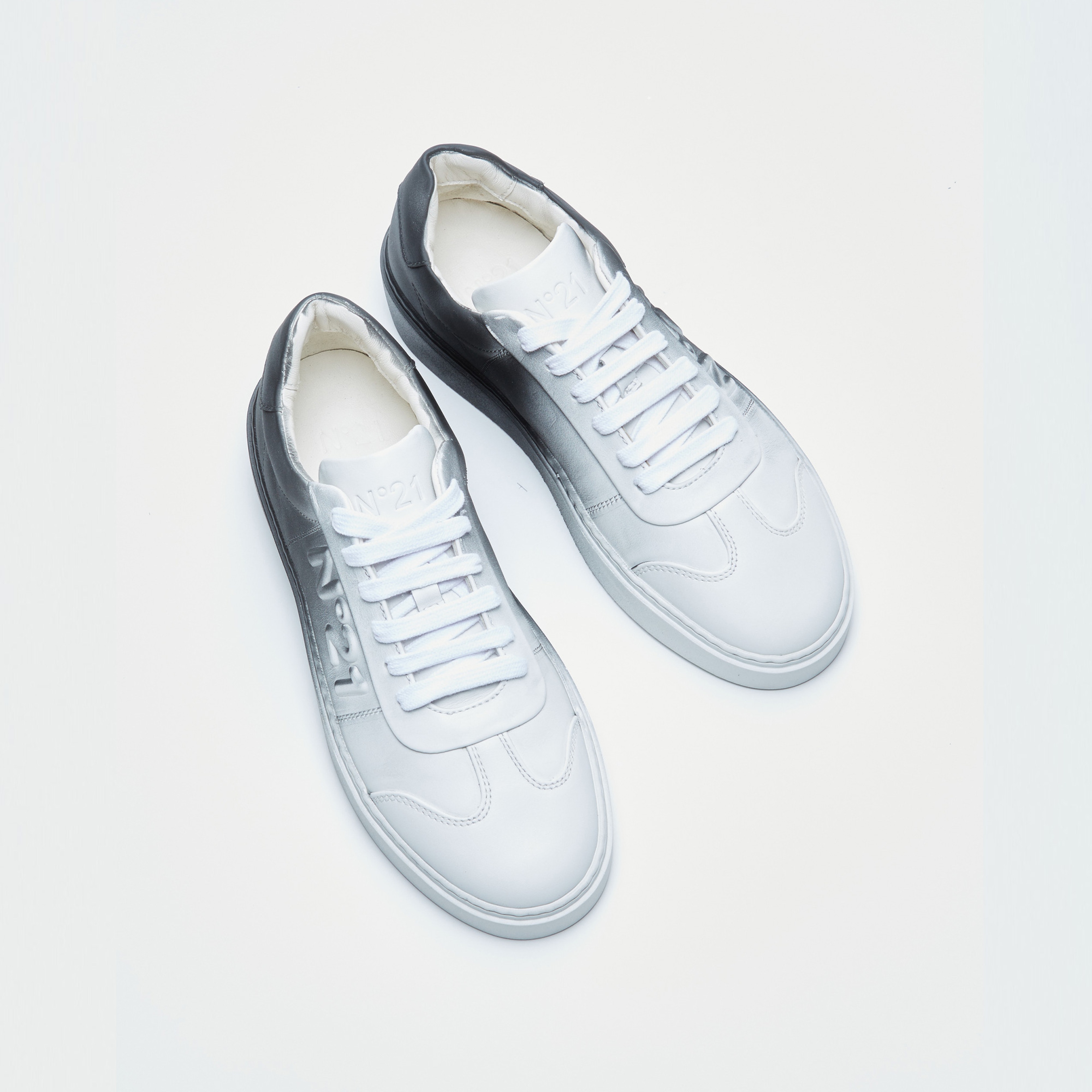 No21 Kadın Siyah Ayakkabı