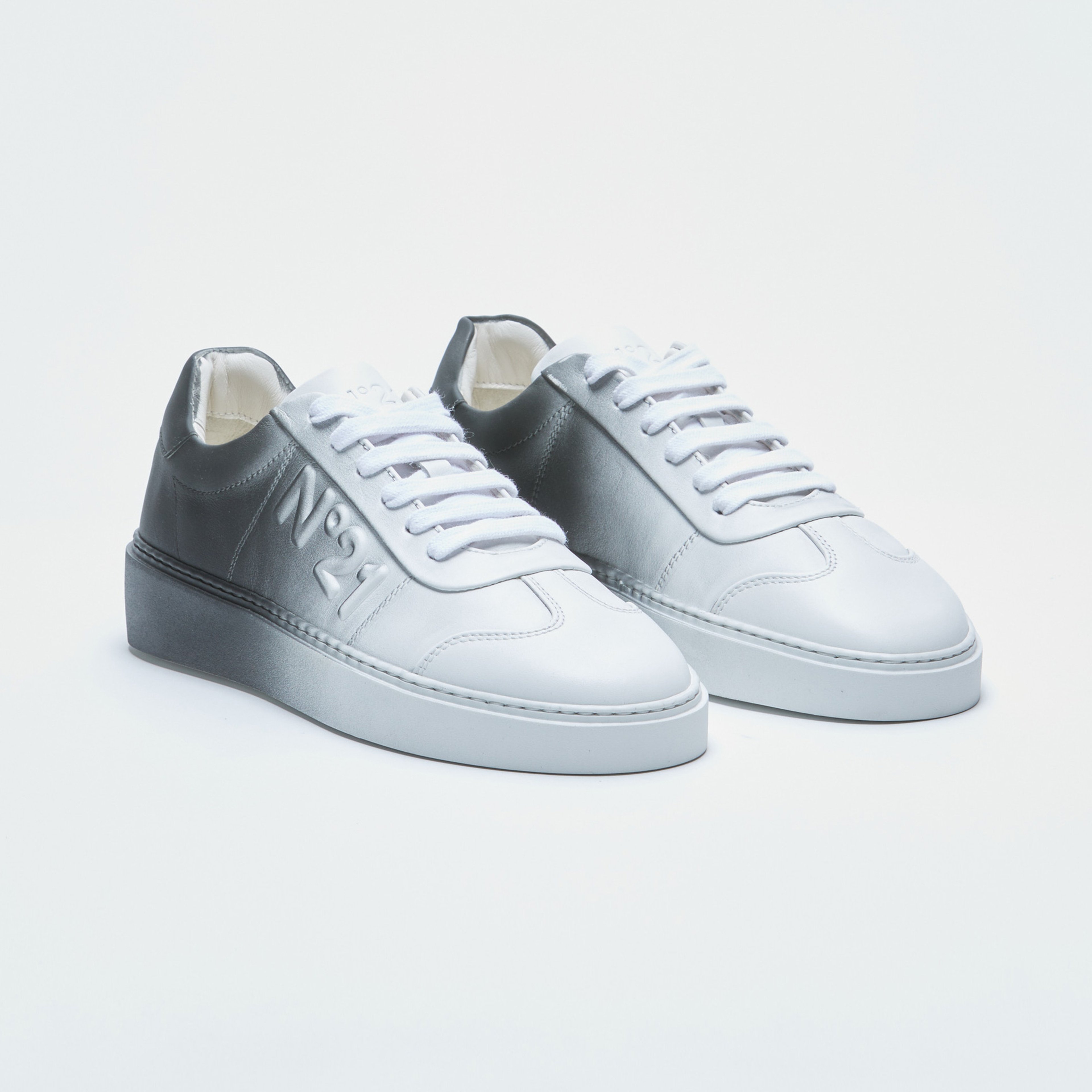 No21 Kadın Siyah Ayakkabı