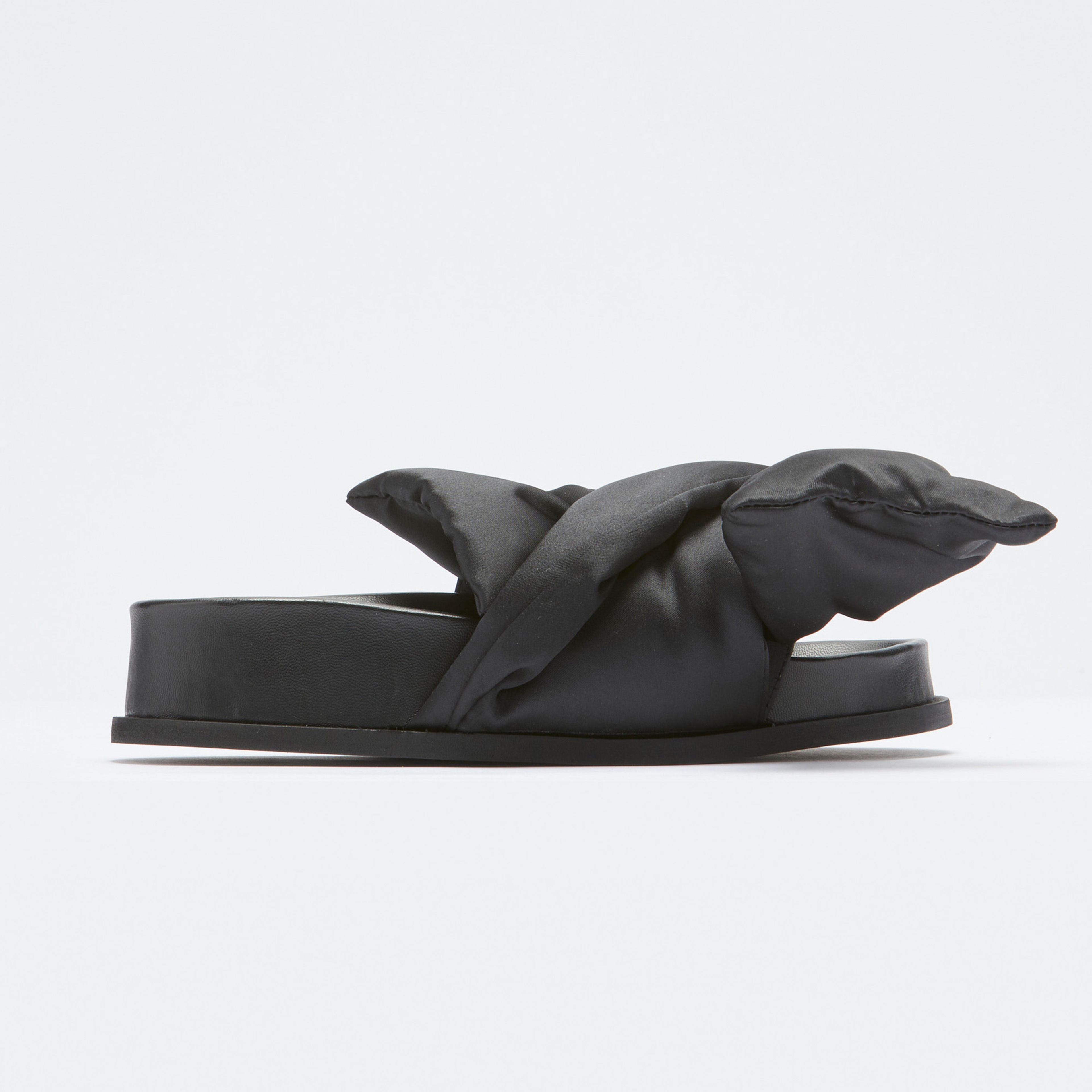 No21 Kadın Siyah Ayakkabı