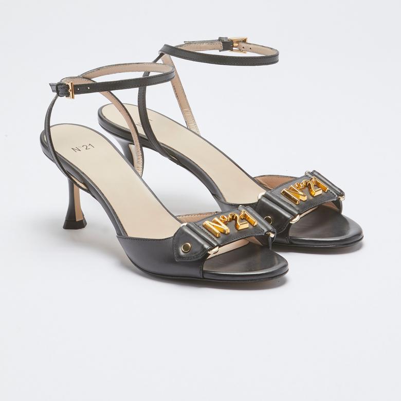 No21 Kadın Siyah Ayakkabı