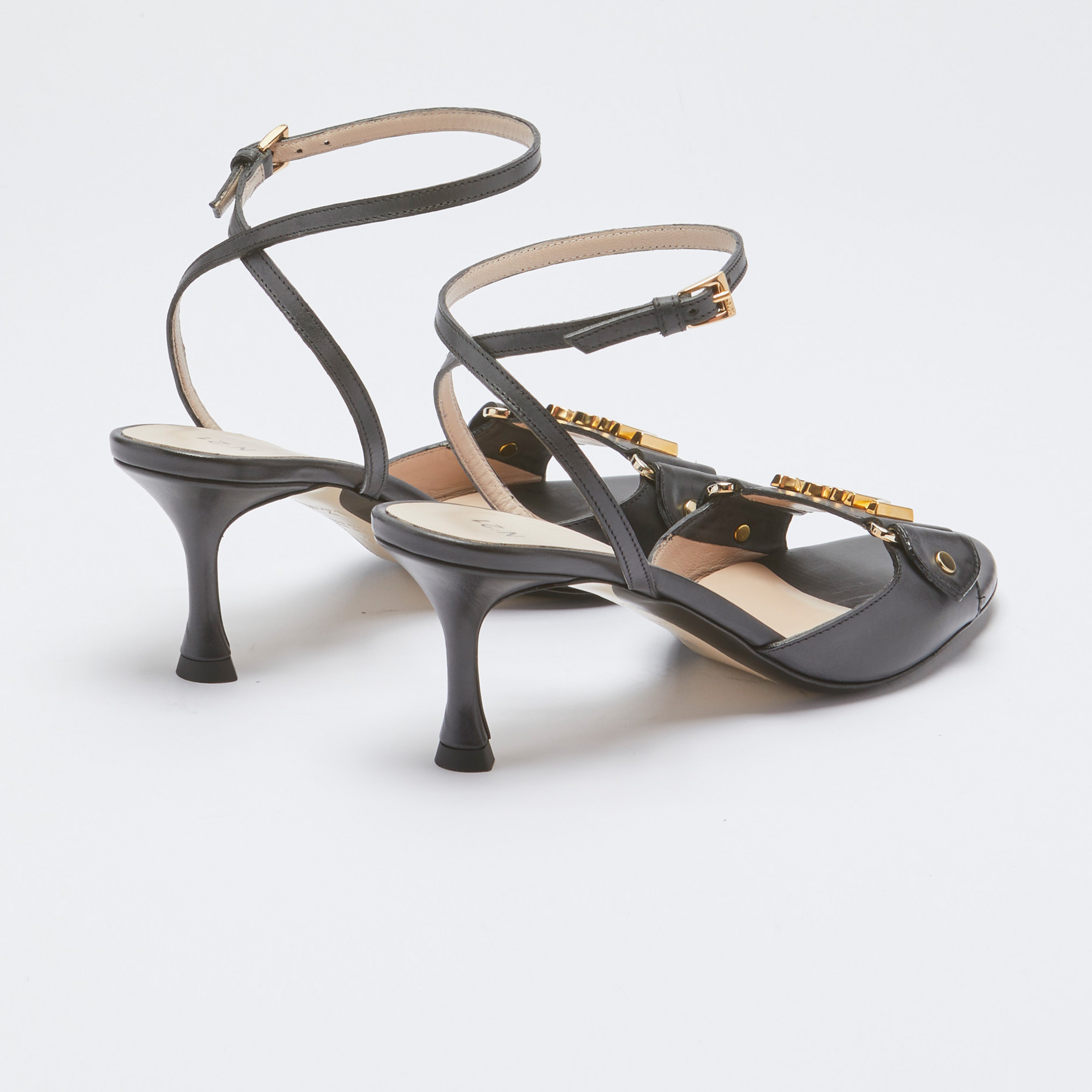 No21 Kadın Siyah Ayakkabı