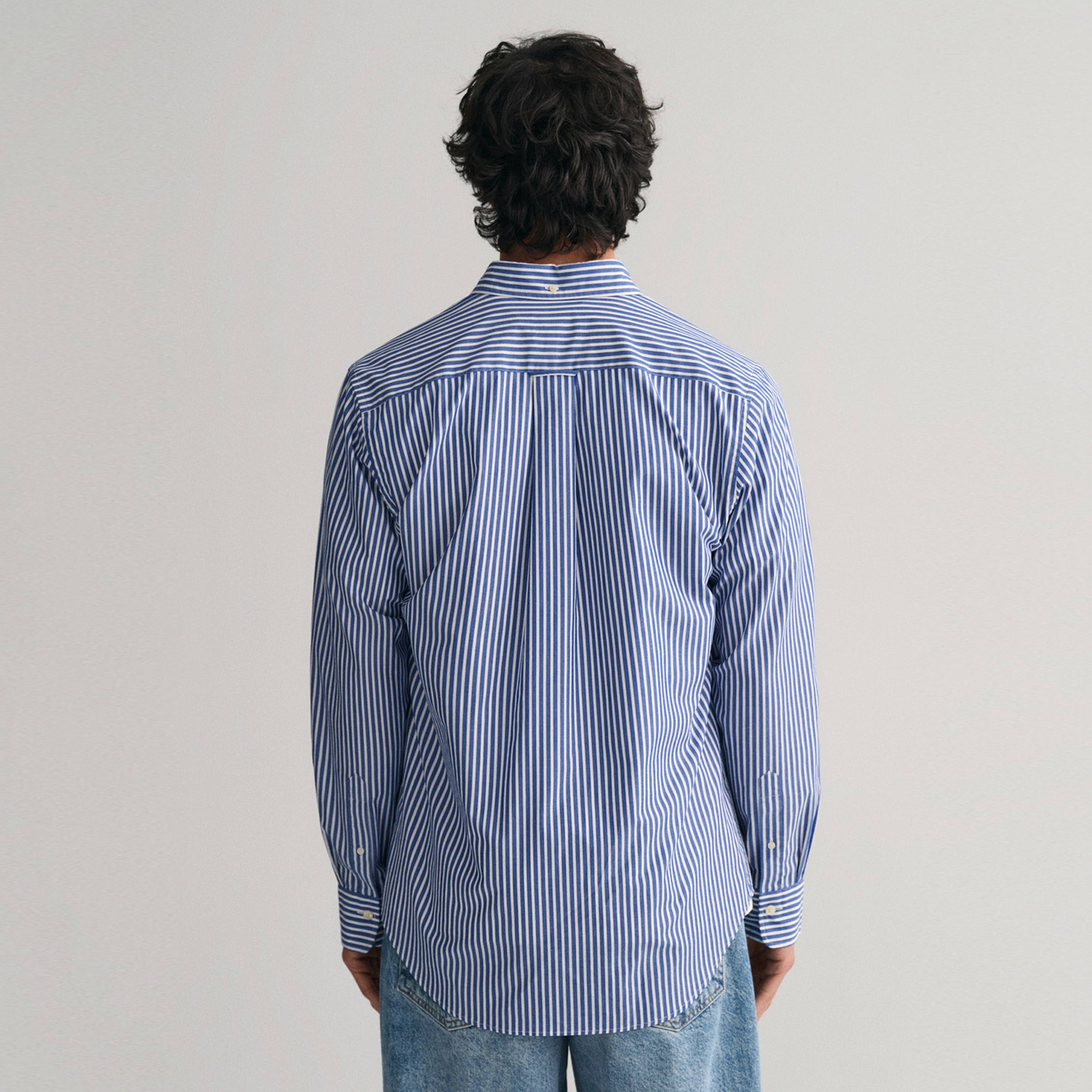 GANT Erkek Mavi Regular Fit Düğmeli Yaka Çizgili Poplin Gömlek