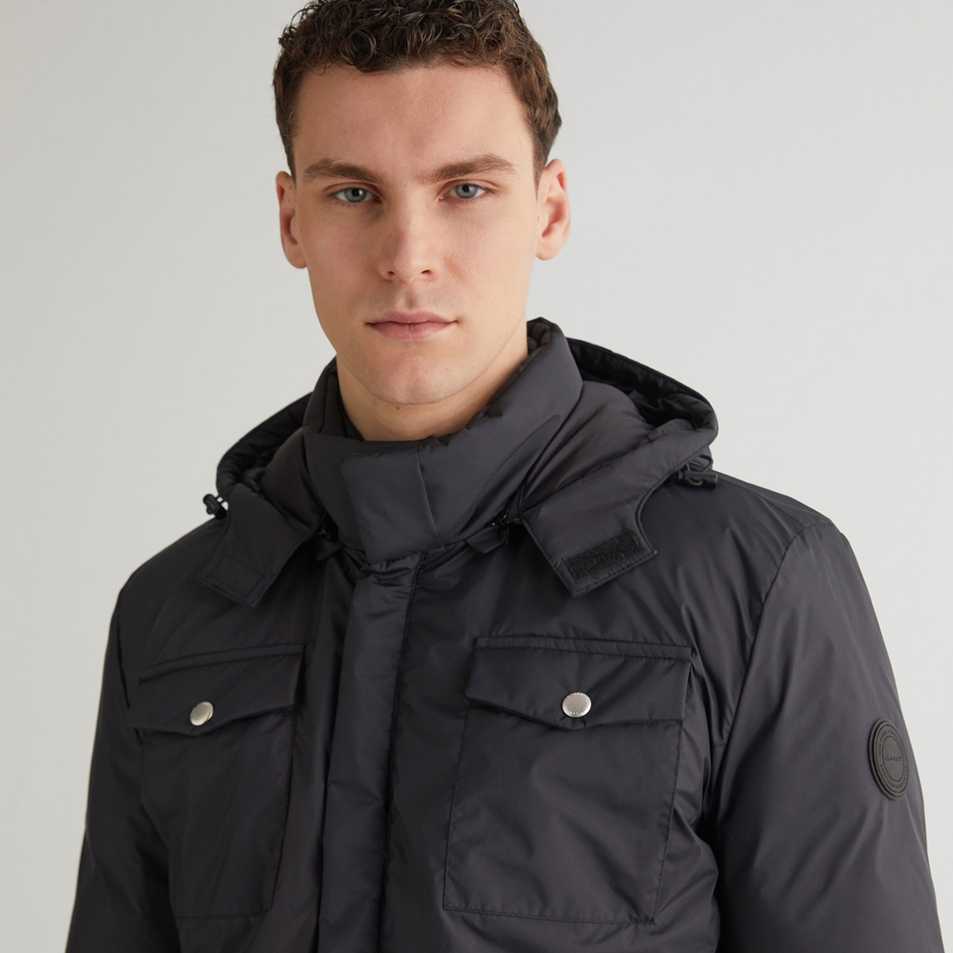 GANT Erkek Siyah Kapüşonlu Mont