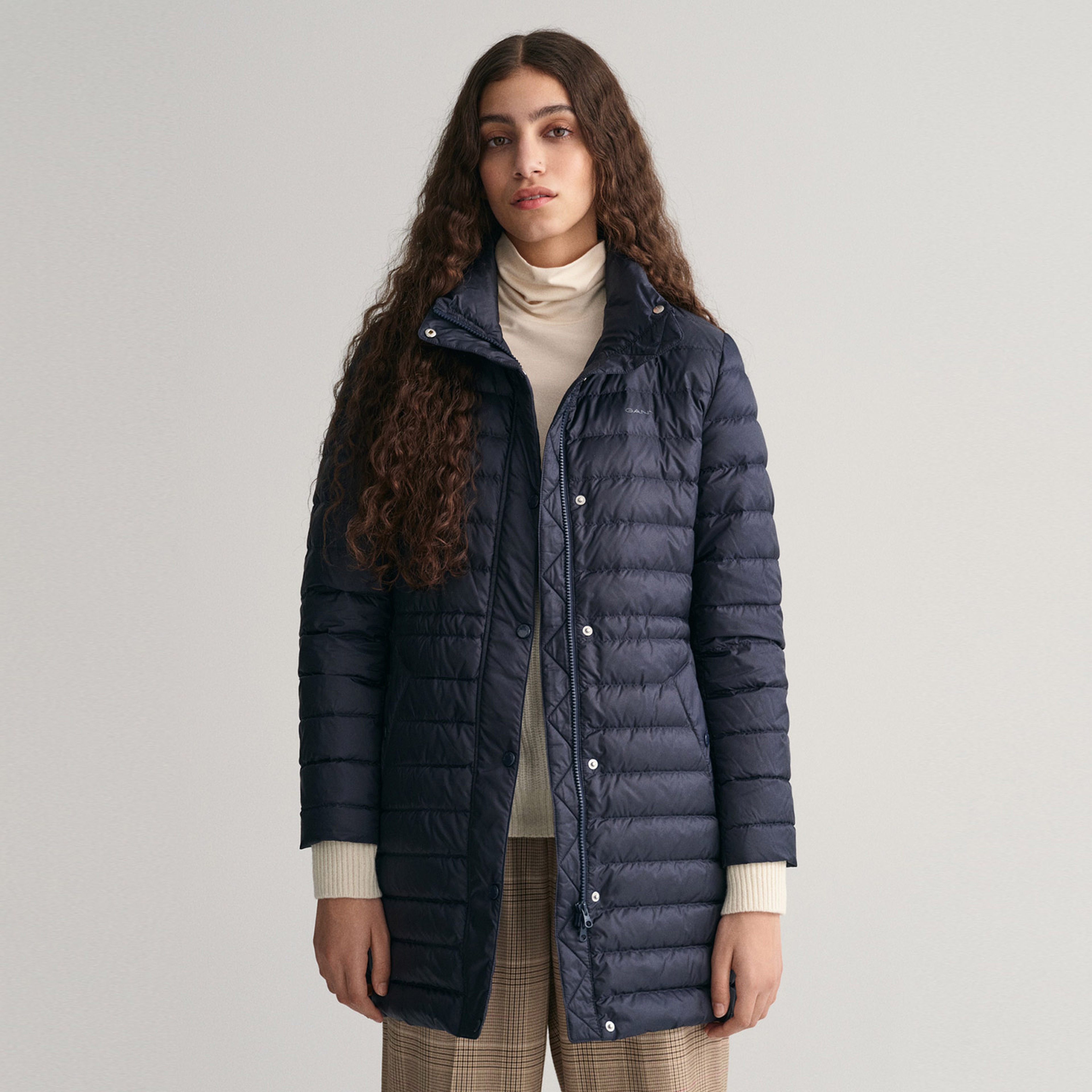 GANT Kadın Lacivert Dik Yaka Kapitone Mont