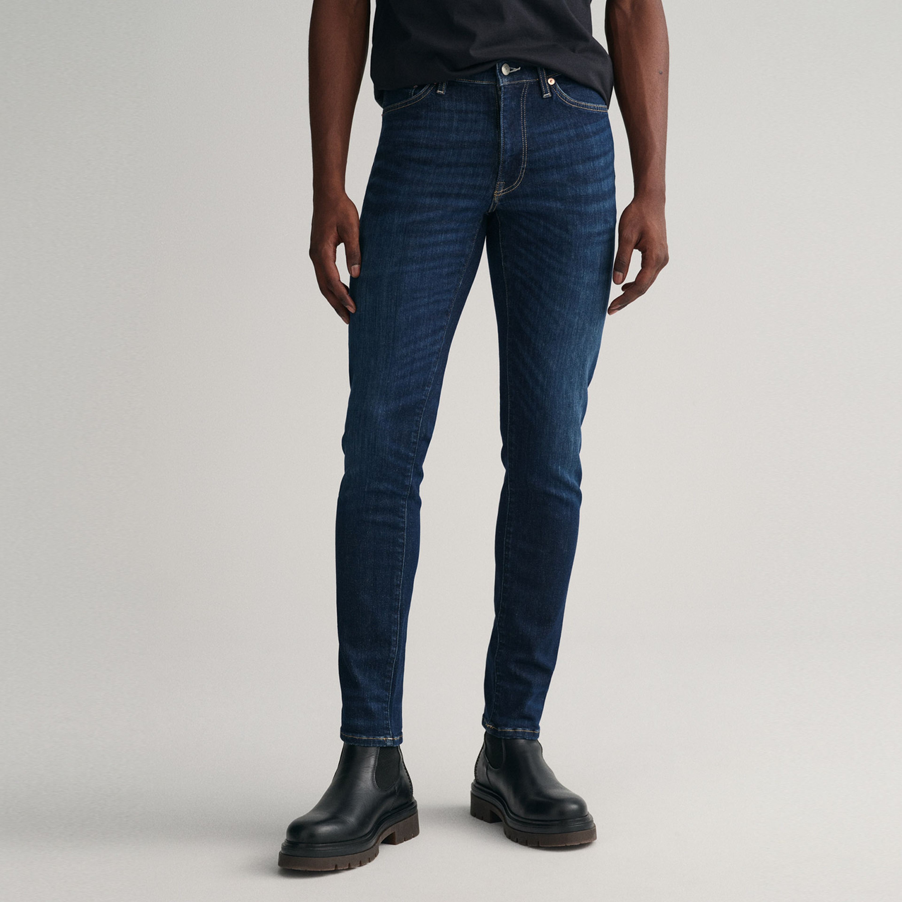 GANT Erkek Lacivert Extra Slim Fit Active Recover Jean