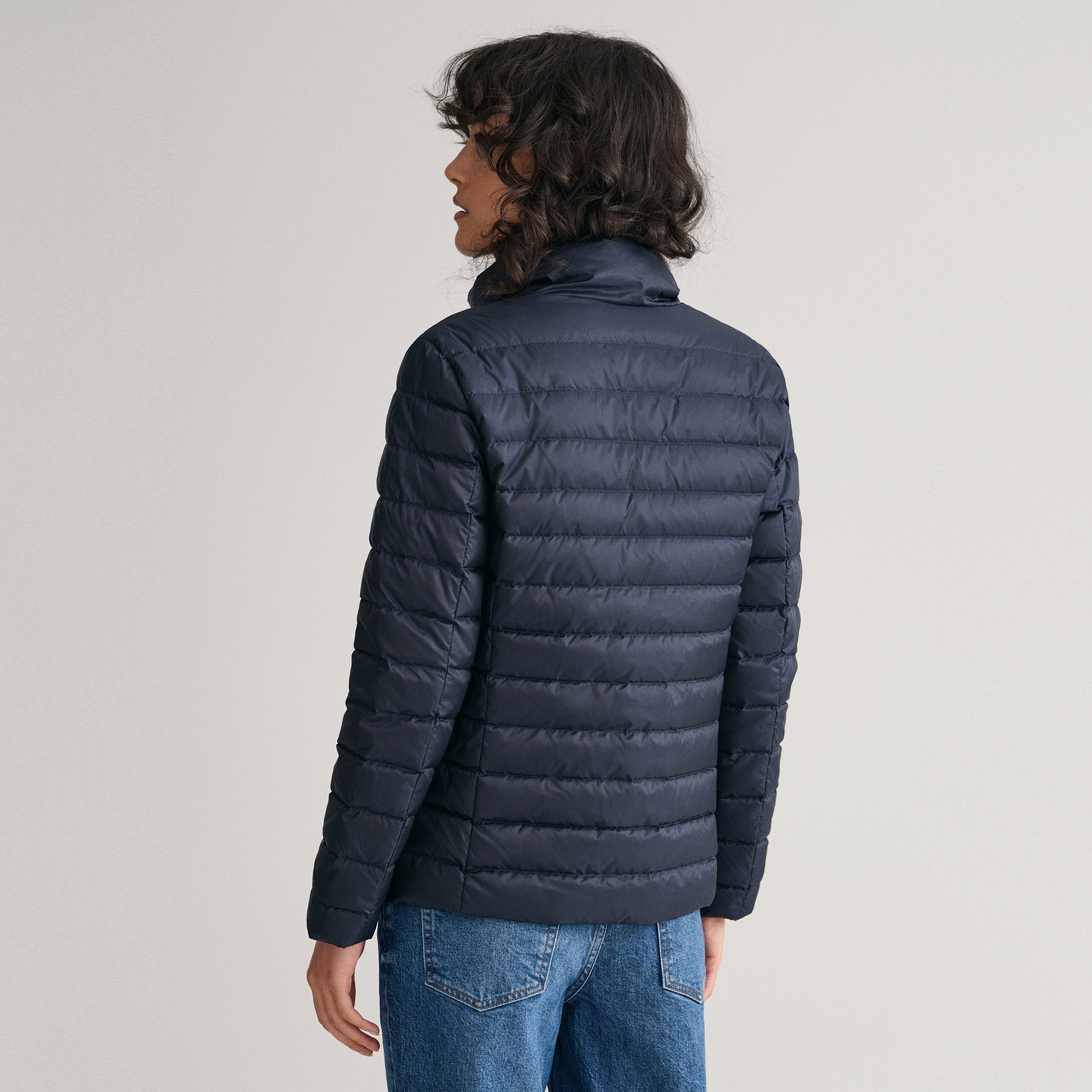 GANT Kadın Lacivert Dik Yaka Kapitone Mont