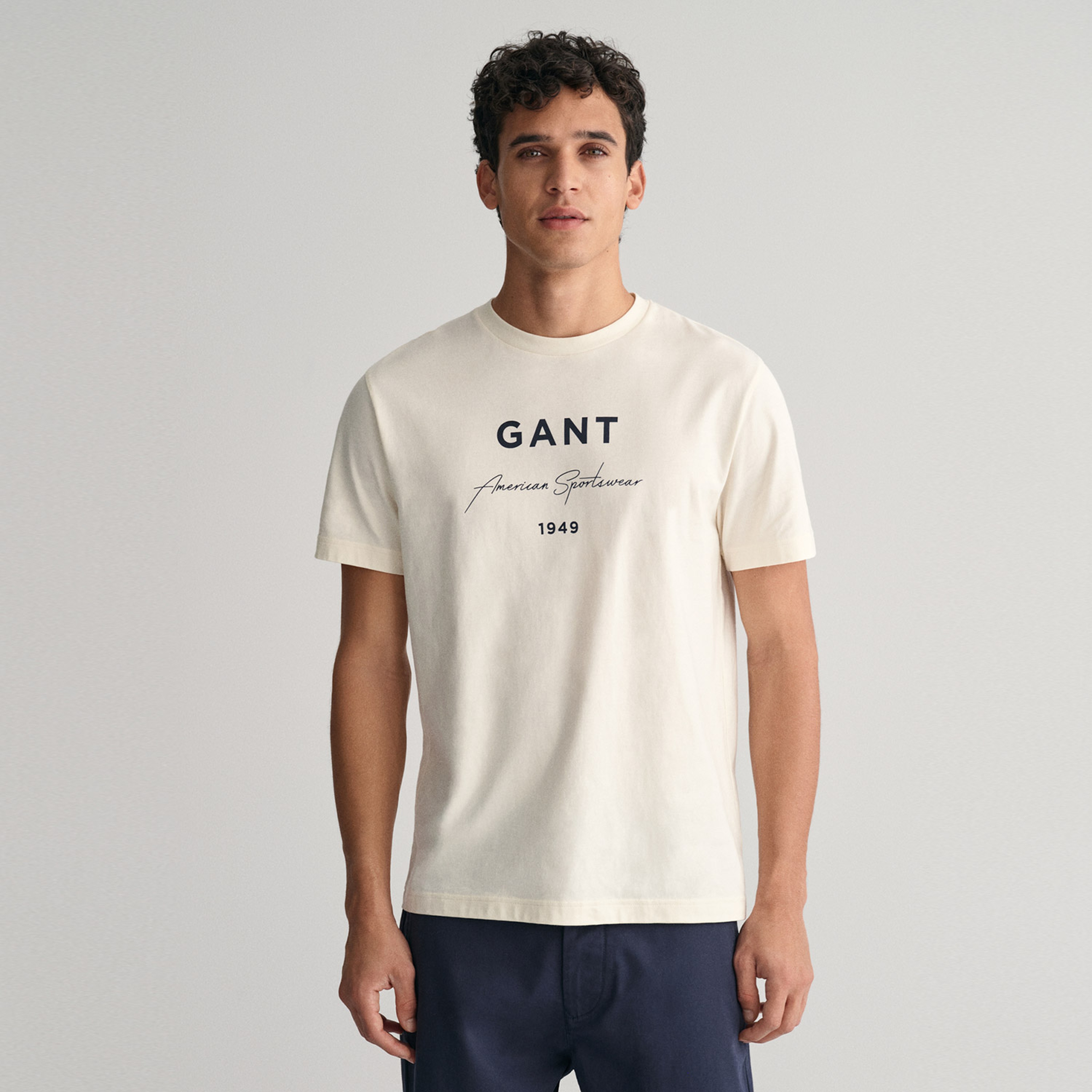 GANT Erkek Krem Regular Fit Bisiklet Yaka Logolu T-shirt