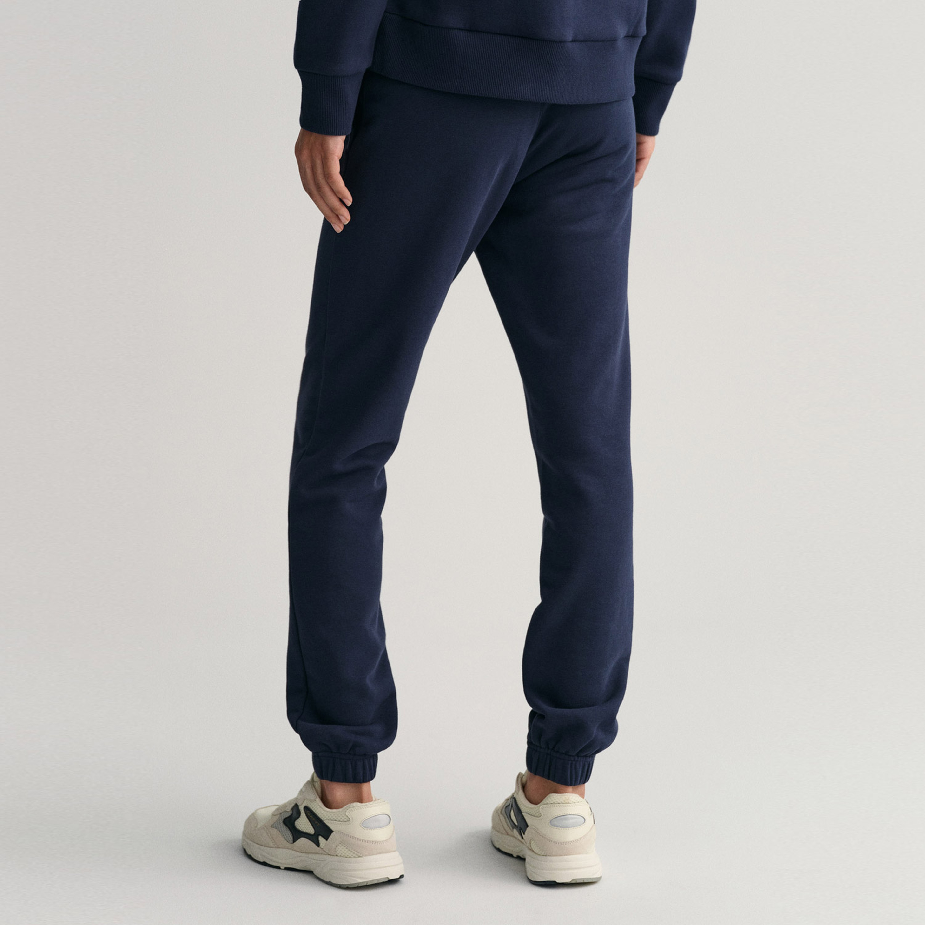 GANT Kadın Lacivert Regular Fit Logolu Eşofman Altı