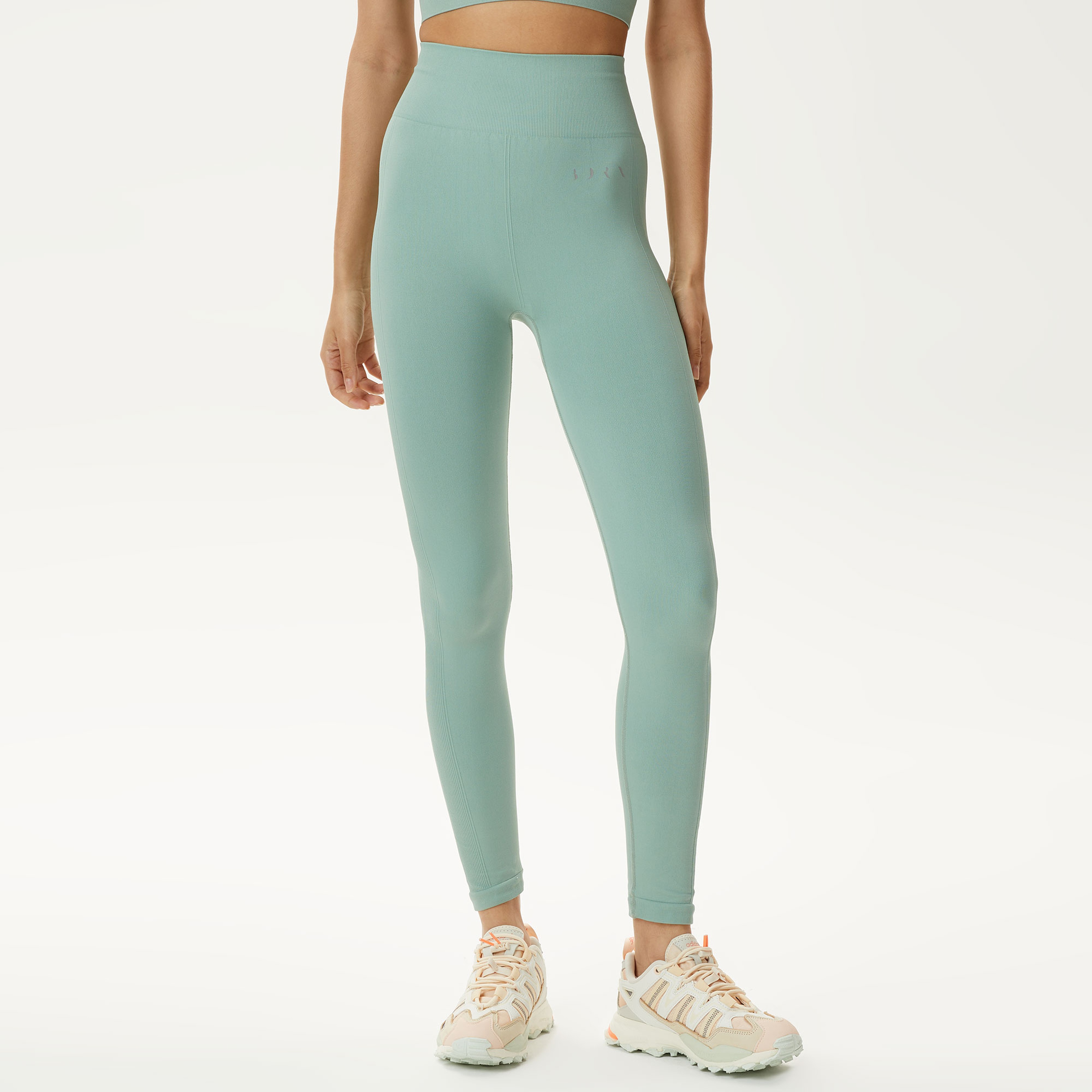 Born Amal Kadın Haki Tayt