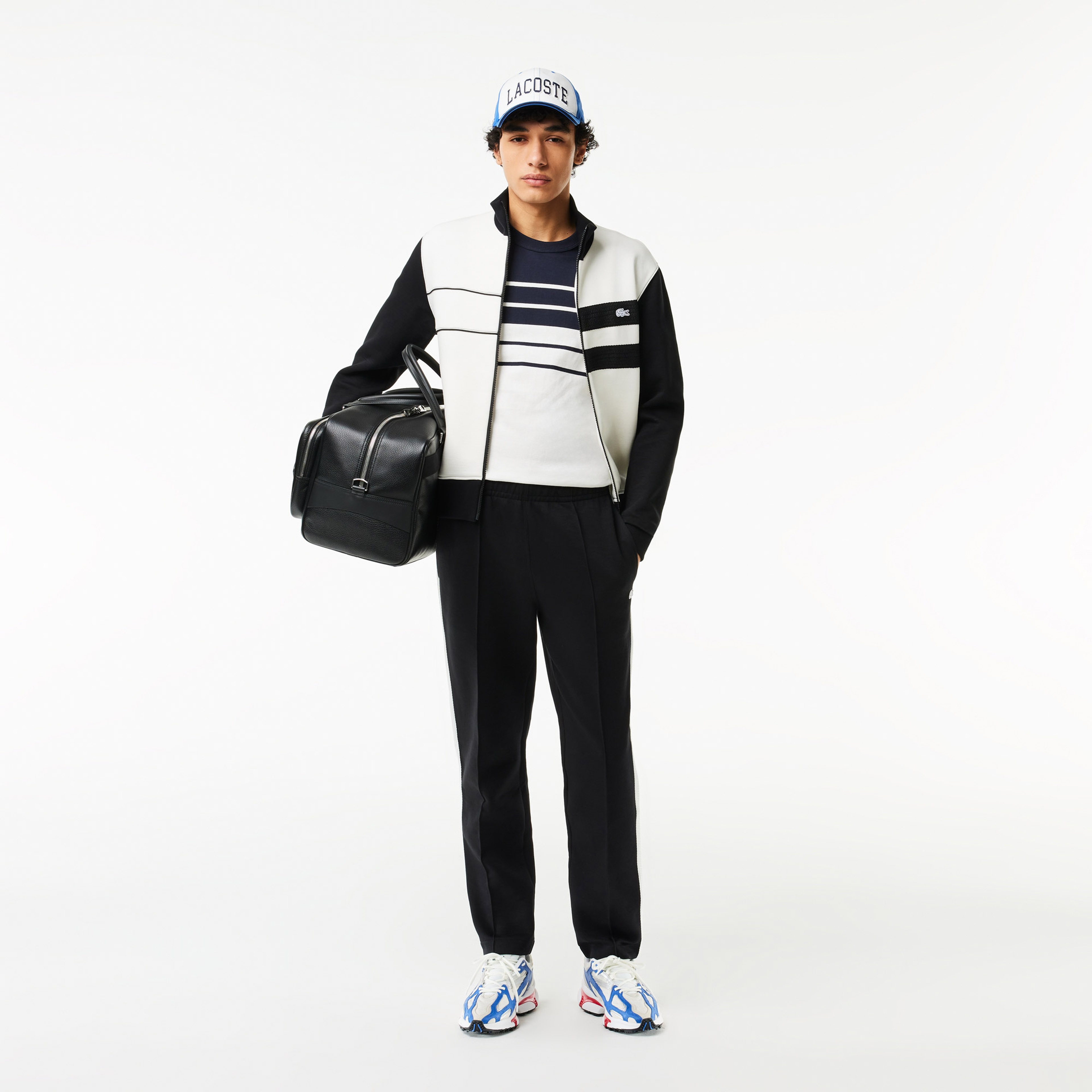 Erkek Classic Fit Bisiklet Yaka Çizgili Beyaz T-Shirt