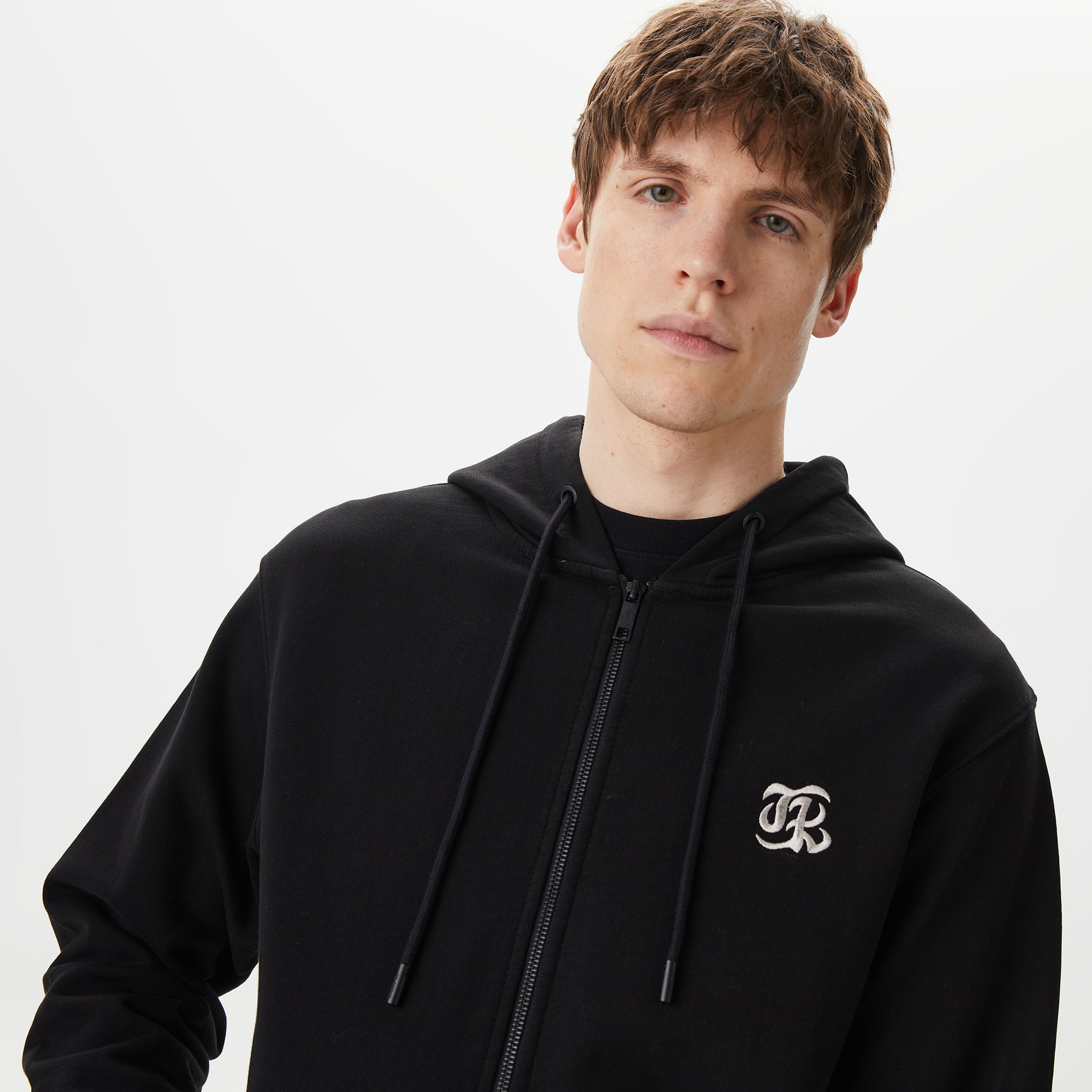 ERKEK BASKILI FERMUARLI SİYAH SWEATSHIRT