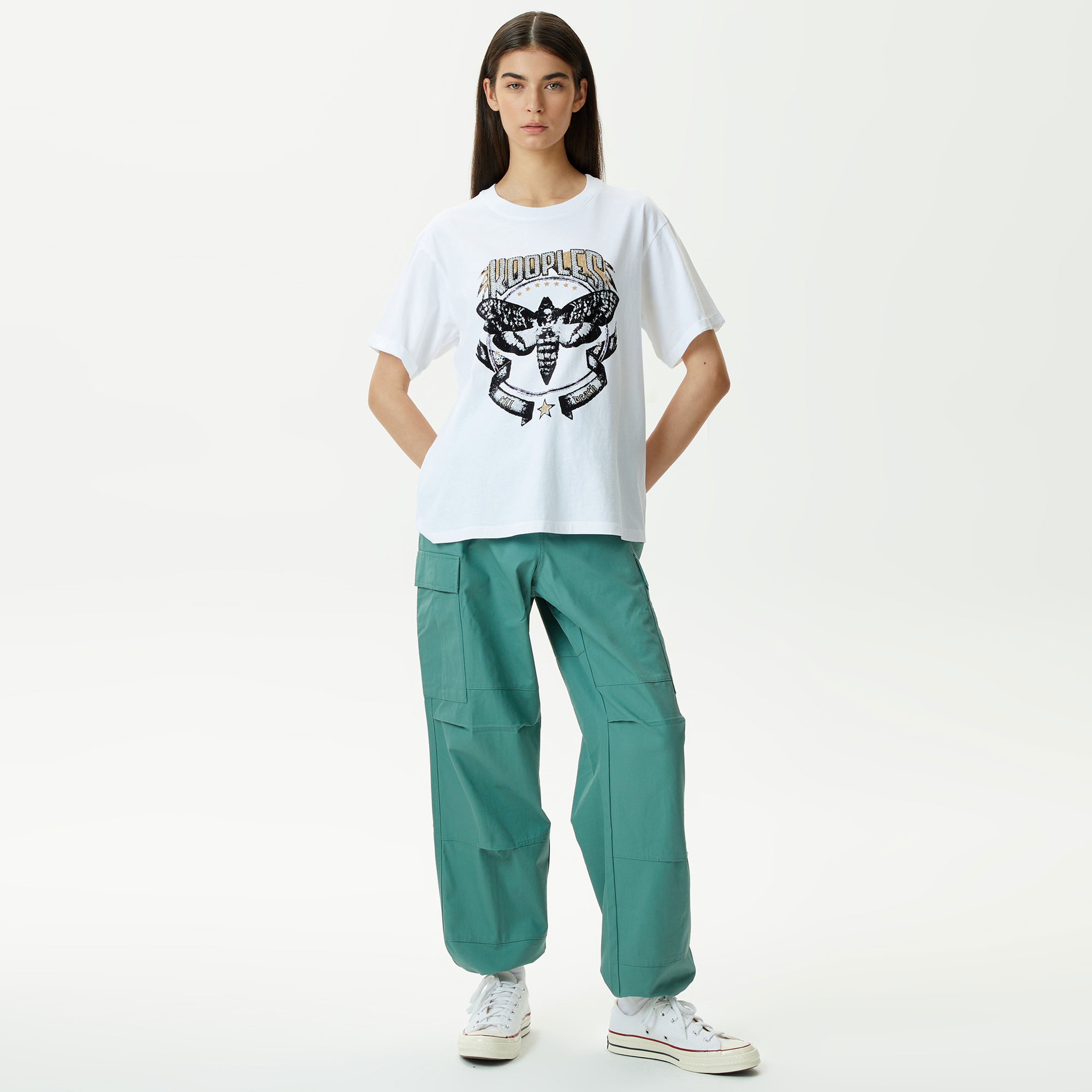 KADIN BASKILI BİSİKLET YAKA BEYAZ T-SHIRT