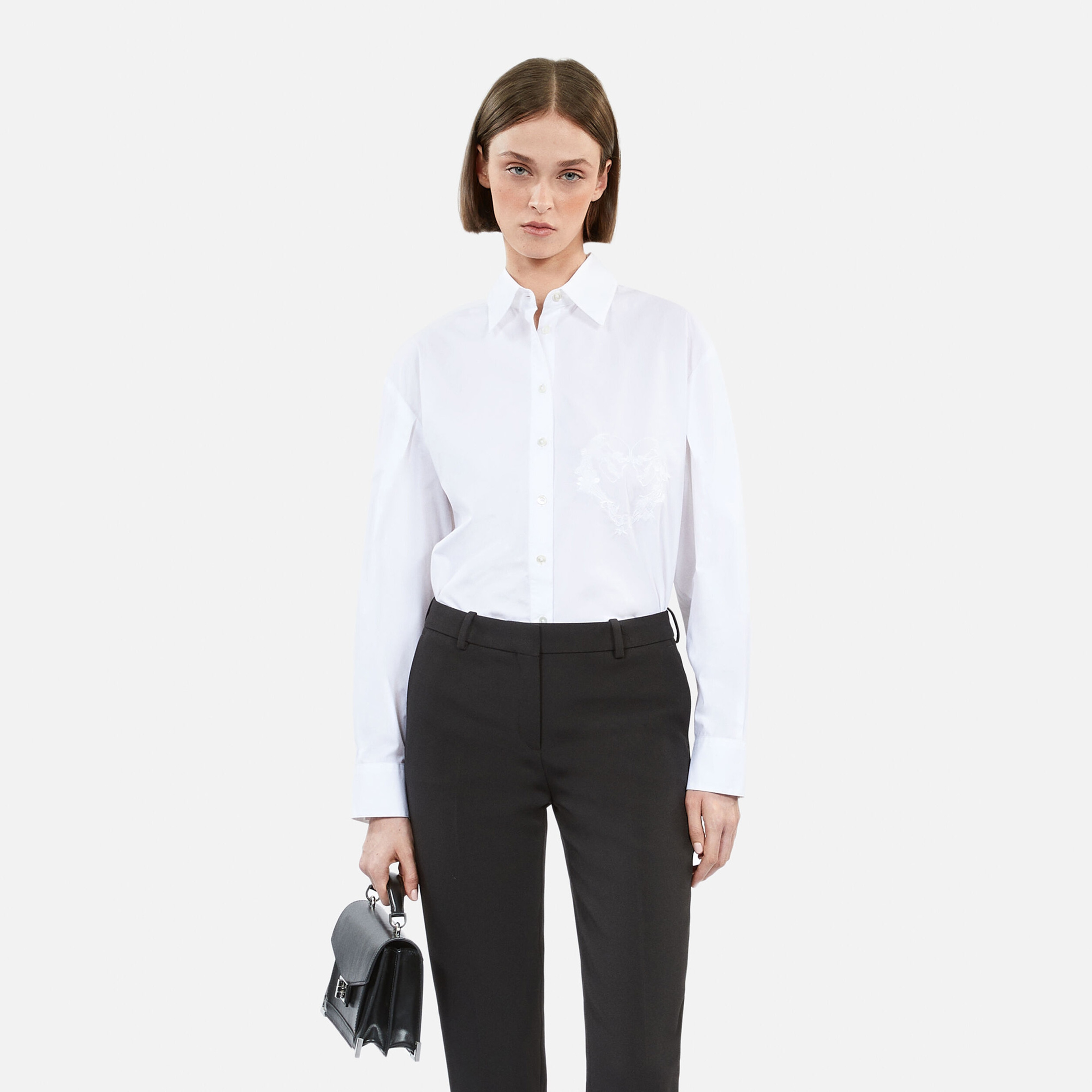 KADIN NAKIŞLI BEYAZ GÖMLEK