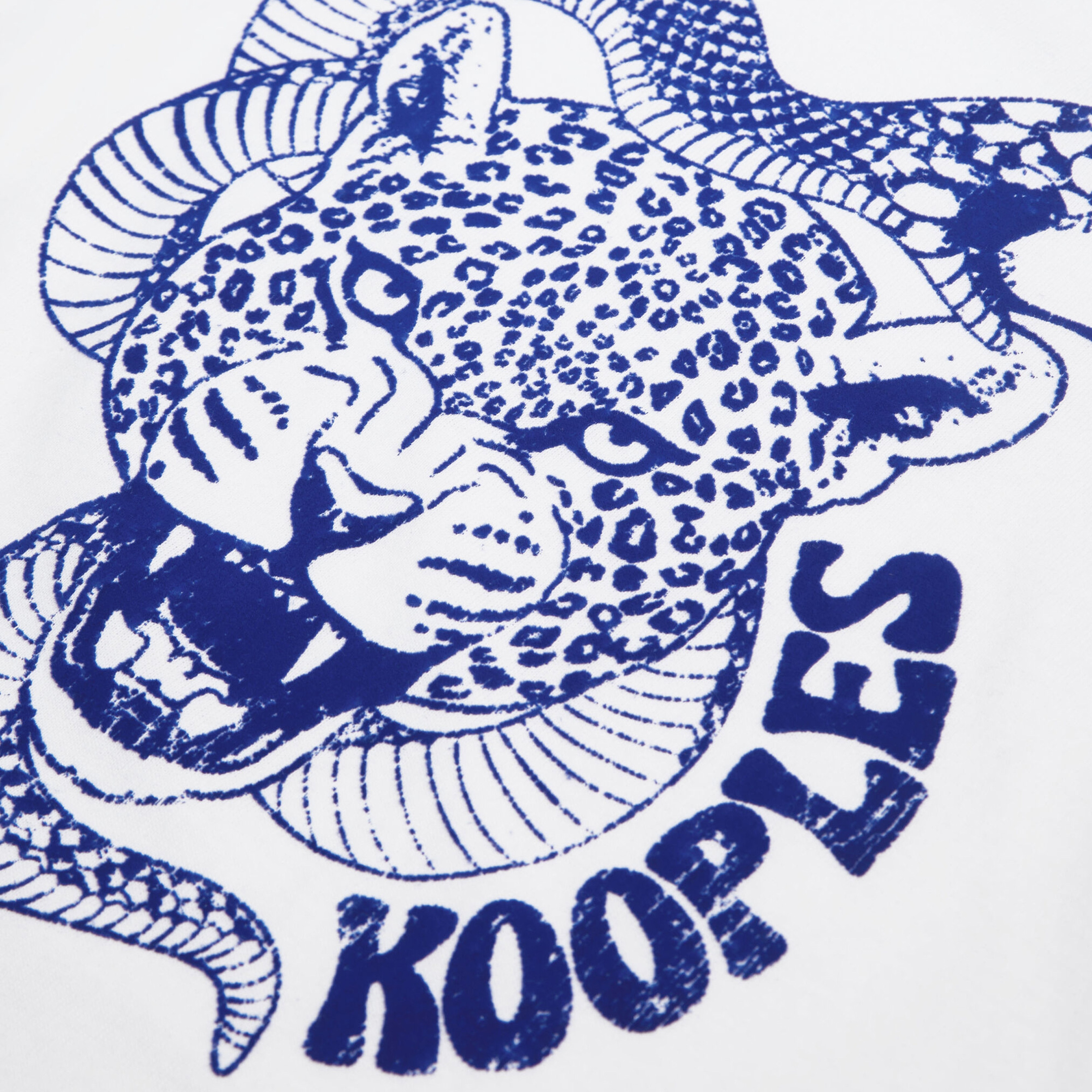 KADIN BASKILI BİSİKLET YAKA BEYAZ T-SHIRT