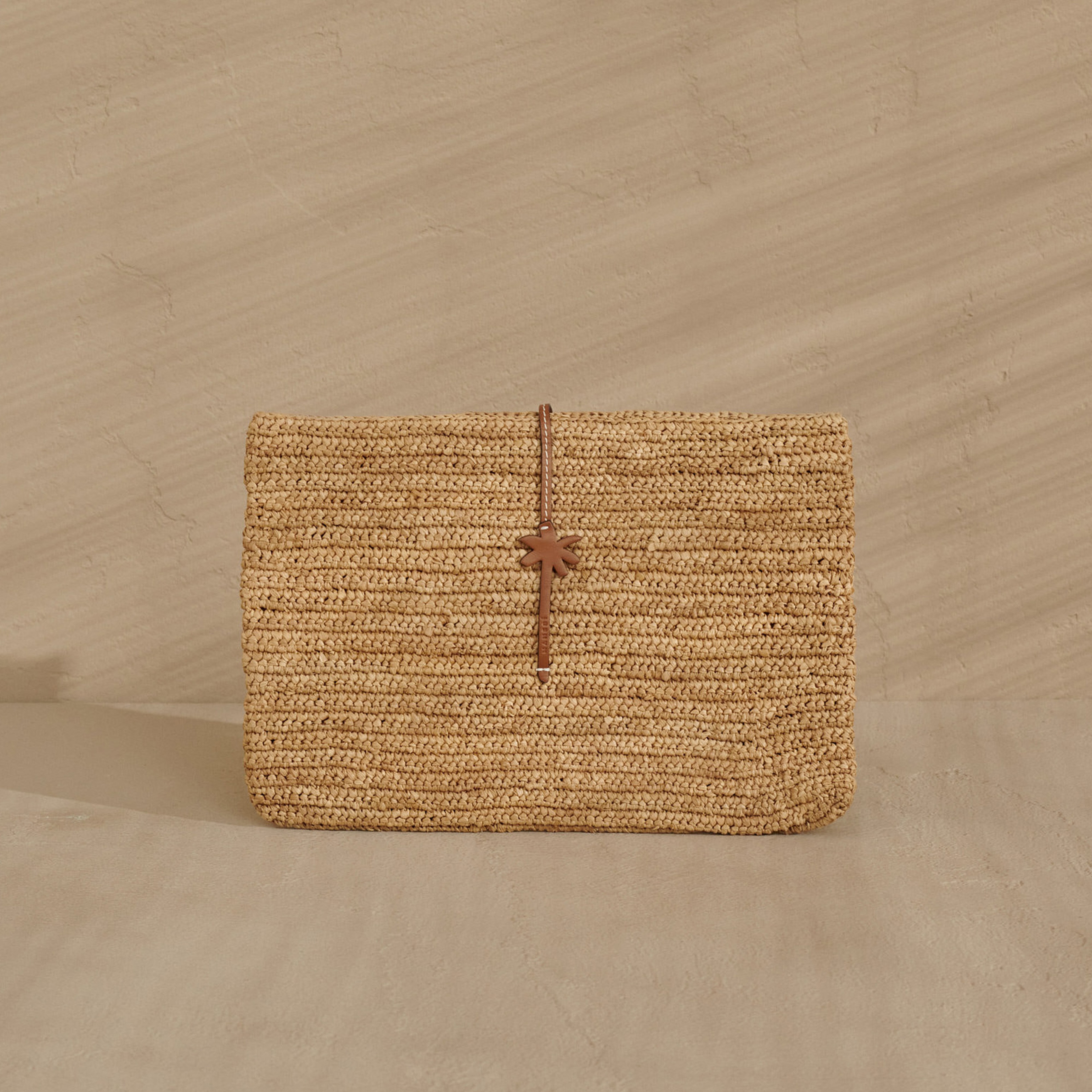 Manebi Kadın Bej Çanta