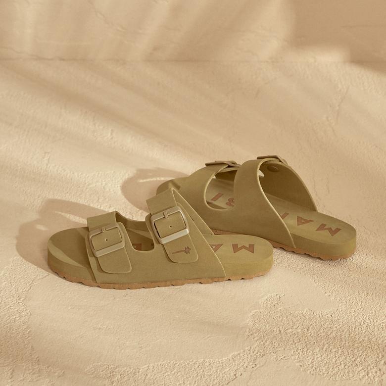 Manebi Kadın Haki Terlik