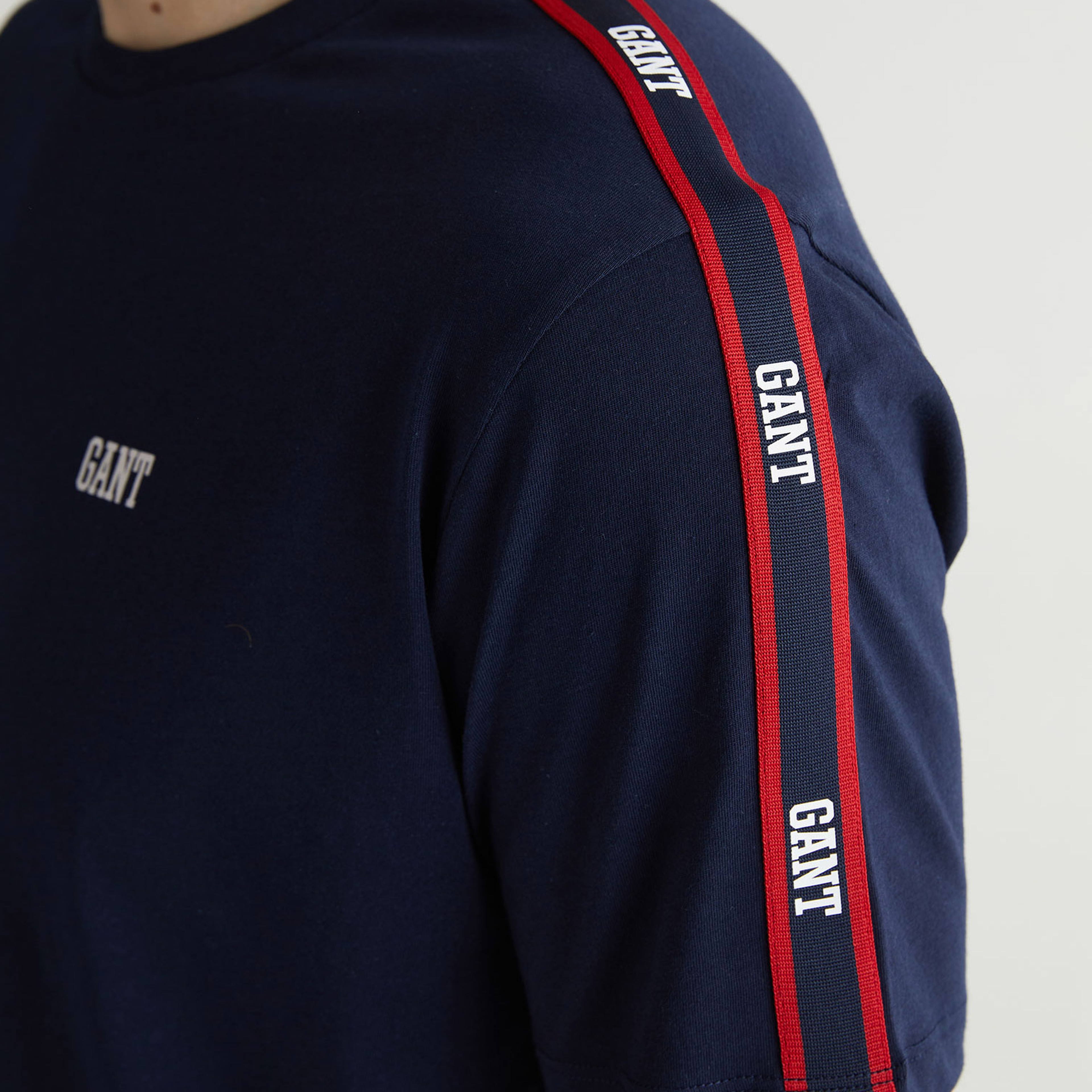 GANT Erkek Lacivert Regular Fit T-Shirt