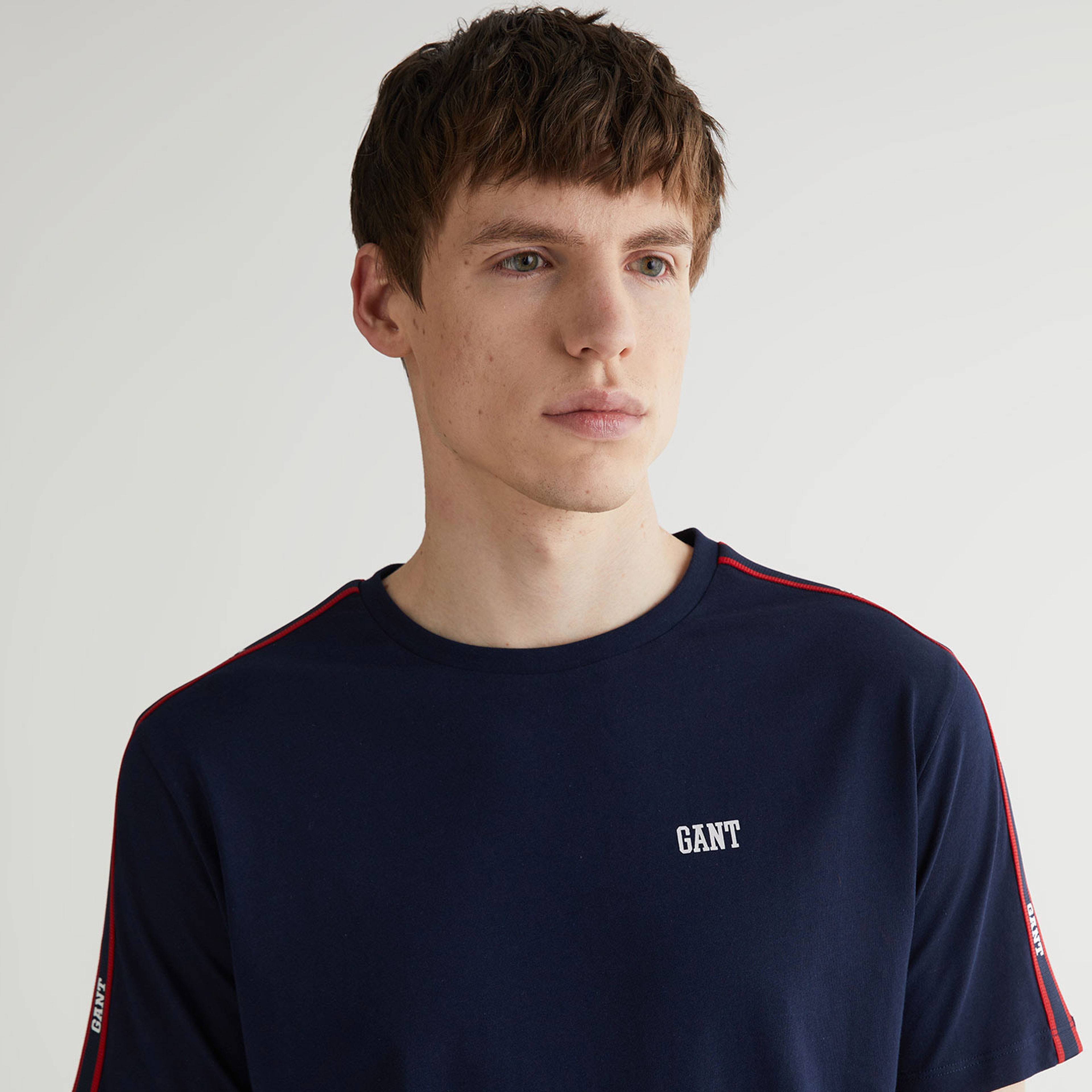 GANT Erkek Lacivert Regular Fit T-Shirt