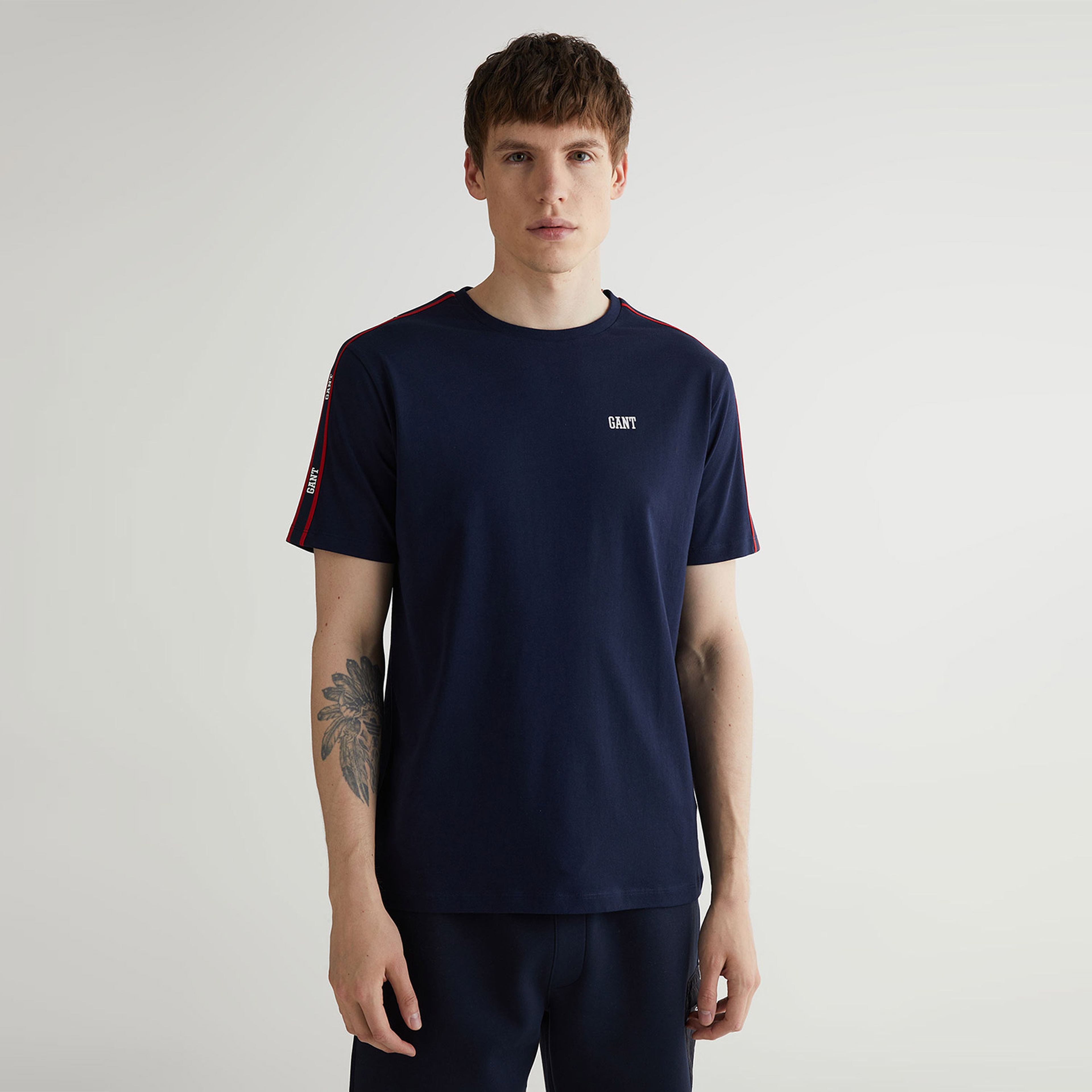 GANT Erkek Lacivert Regular Fit T-Shirt