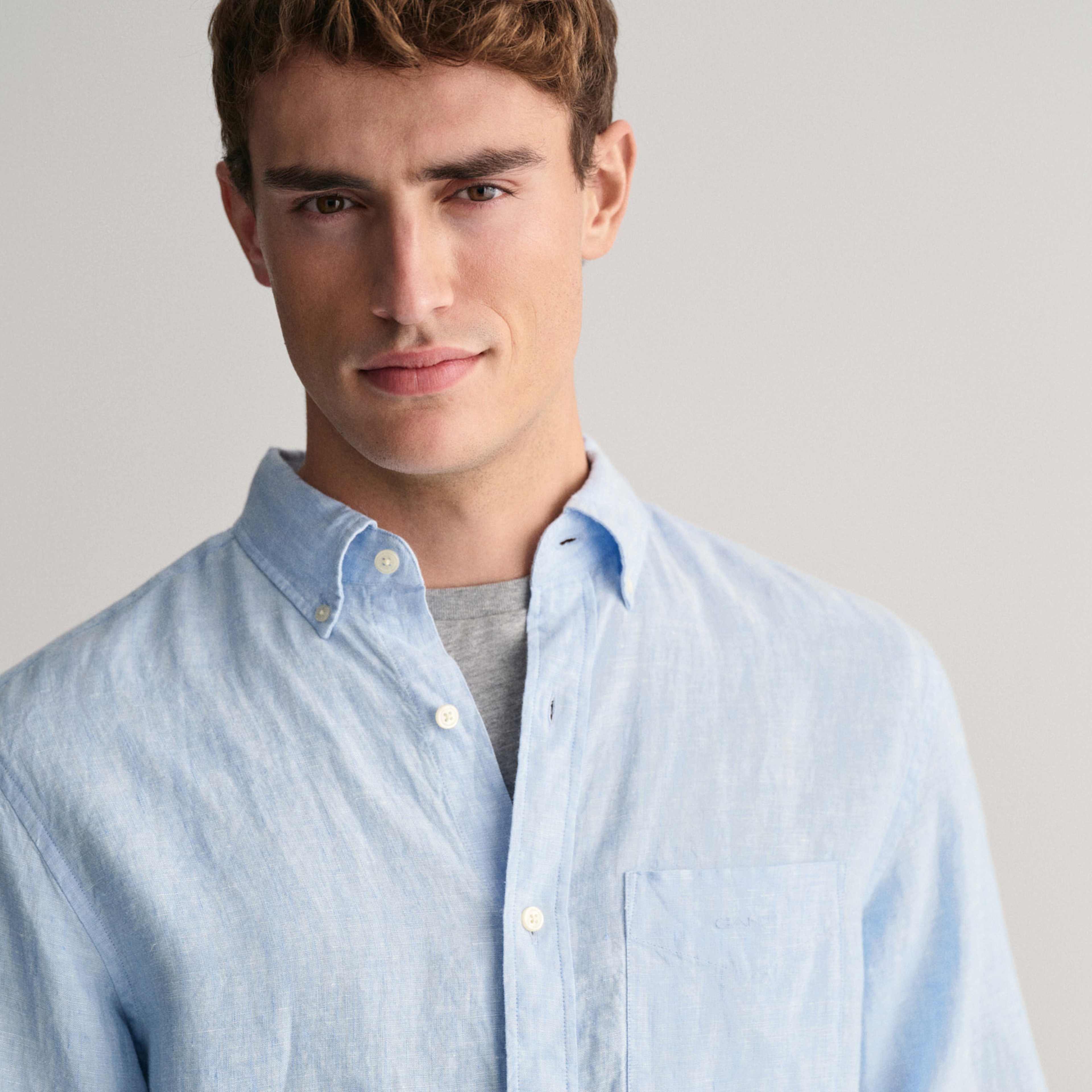 GANT Erkek Mavi Regular Fit Düğmeli Yaka Keten Gömlek