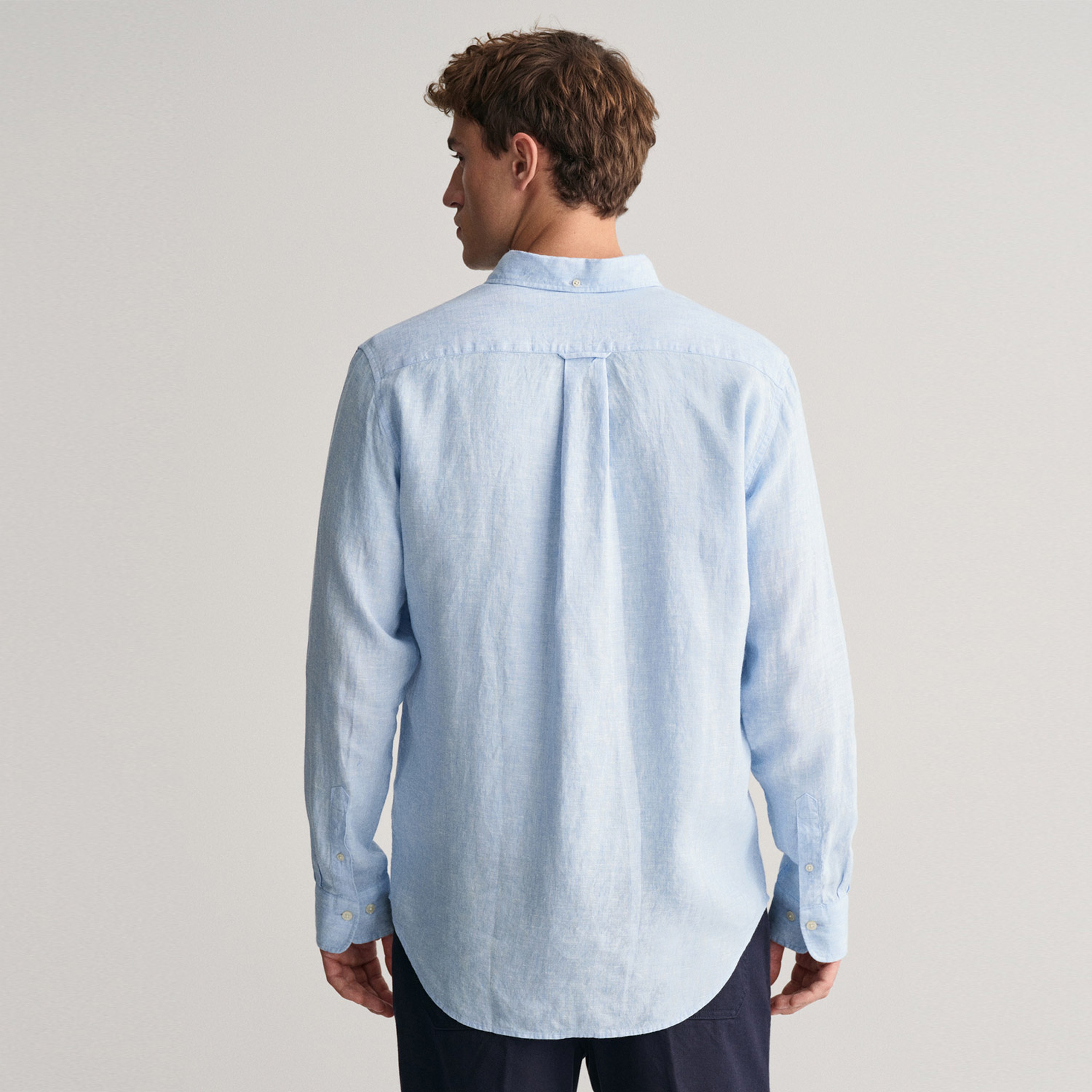 GANT Erkek Mavi Regular Fit Düğmeli Yaka Keten Gömlek