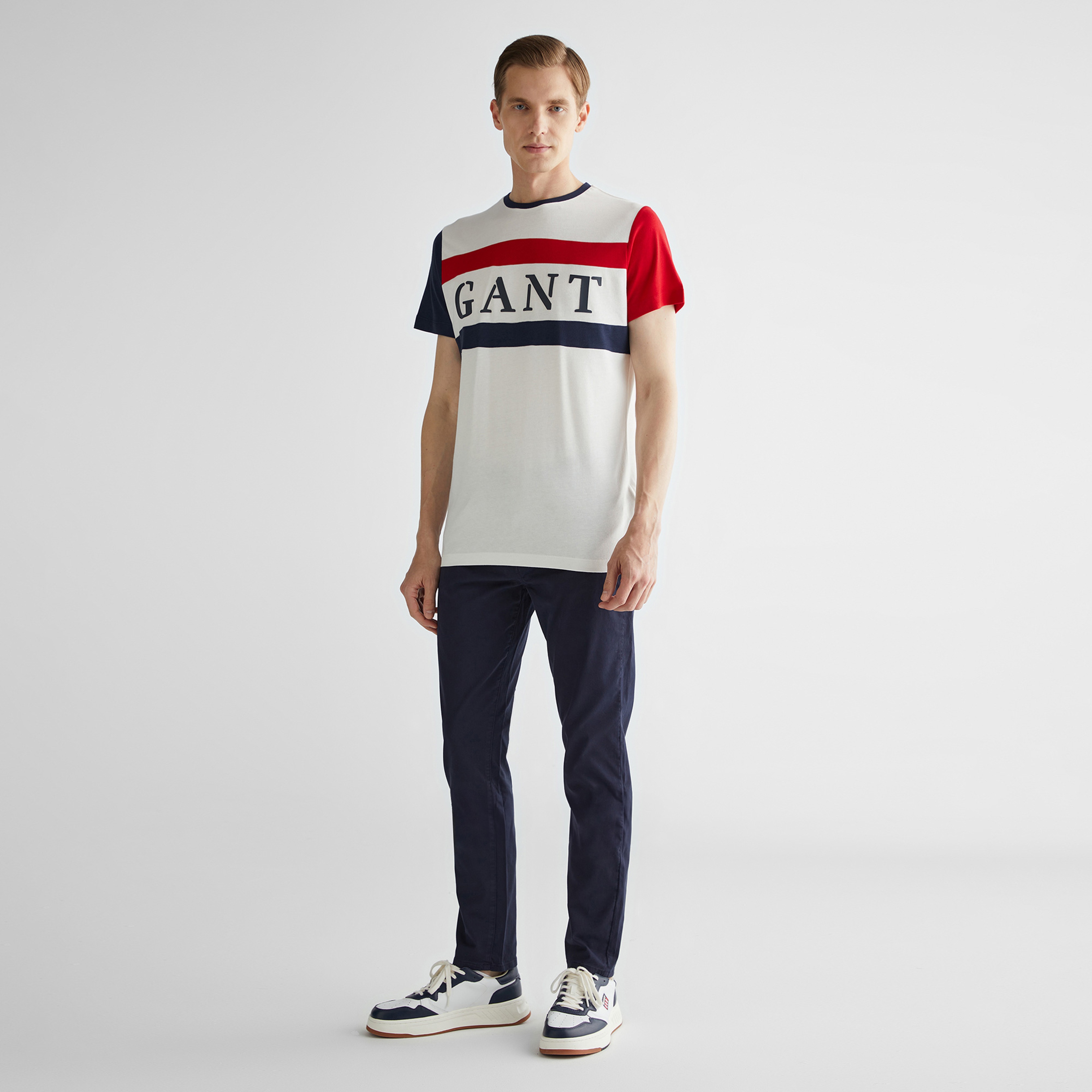 GANT Erkek Krem Regular Fit Bisiklet Yaka Logolu T-shirt