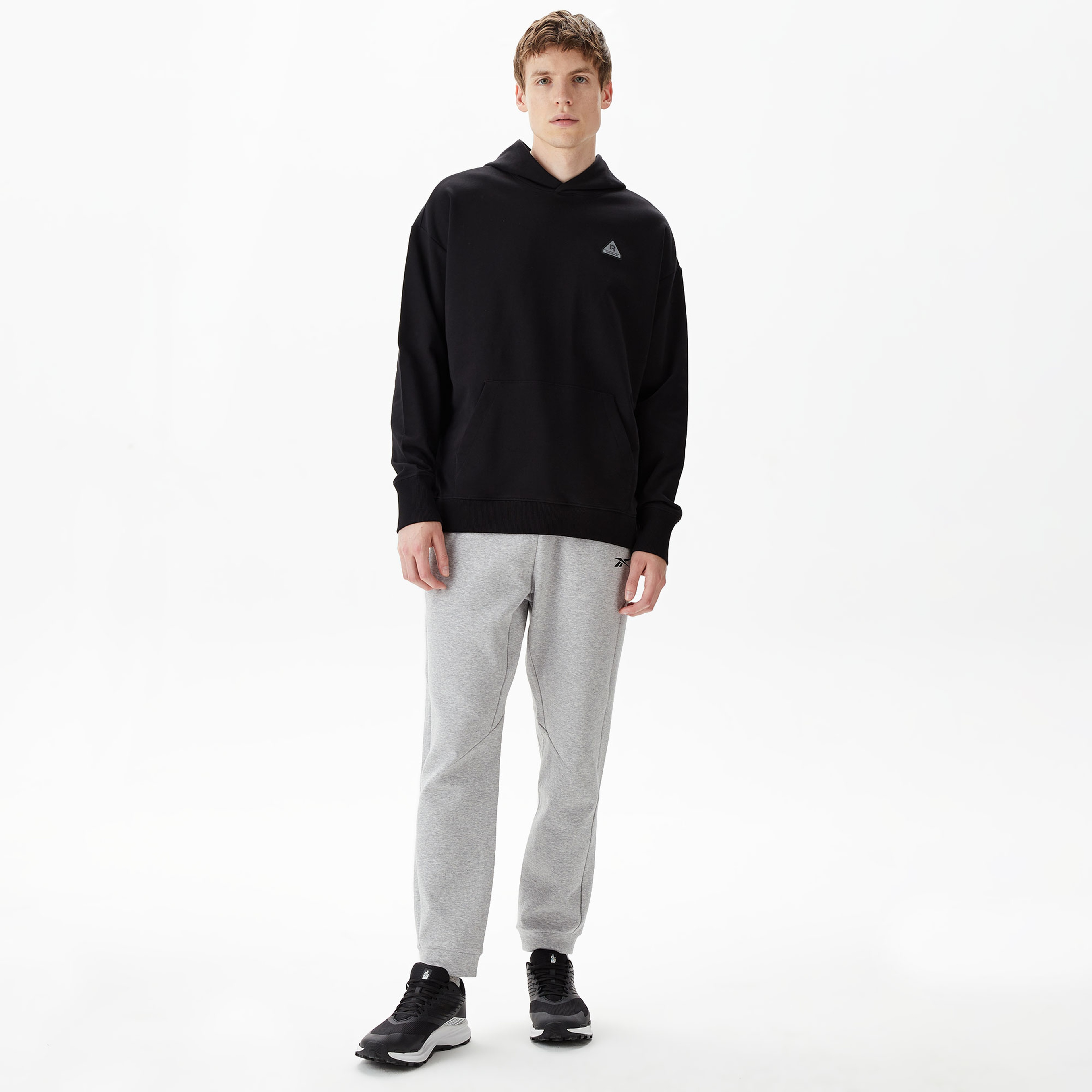 Reebok Atr Hoopwear Erkek Siyah Sweatshirt