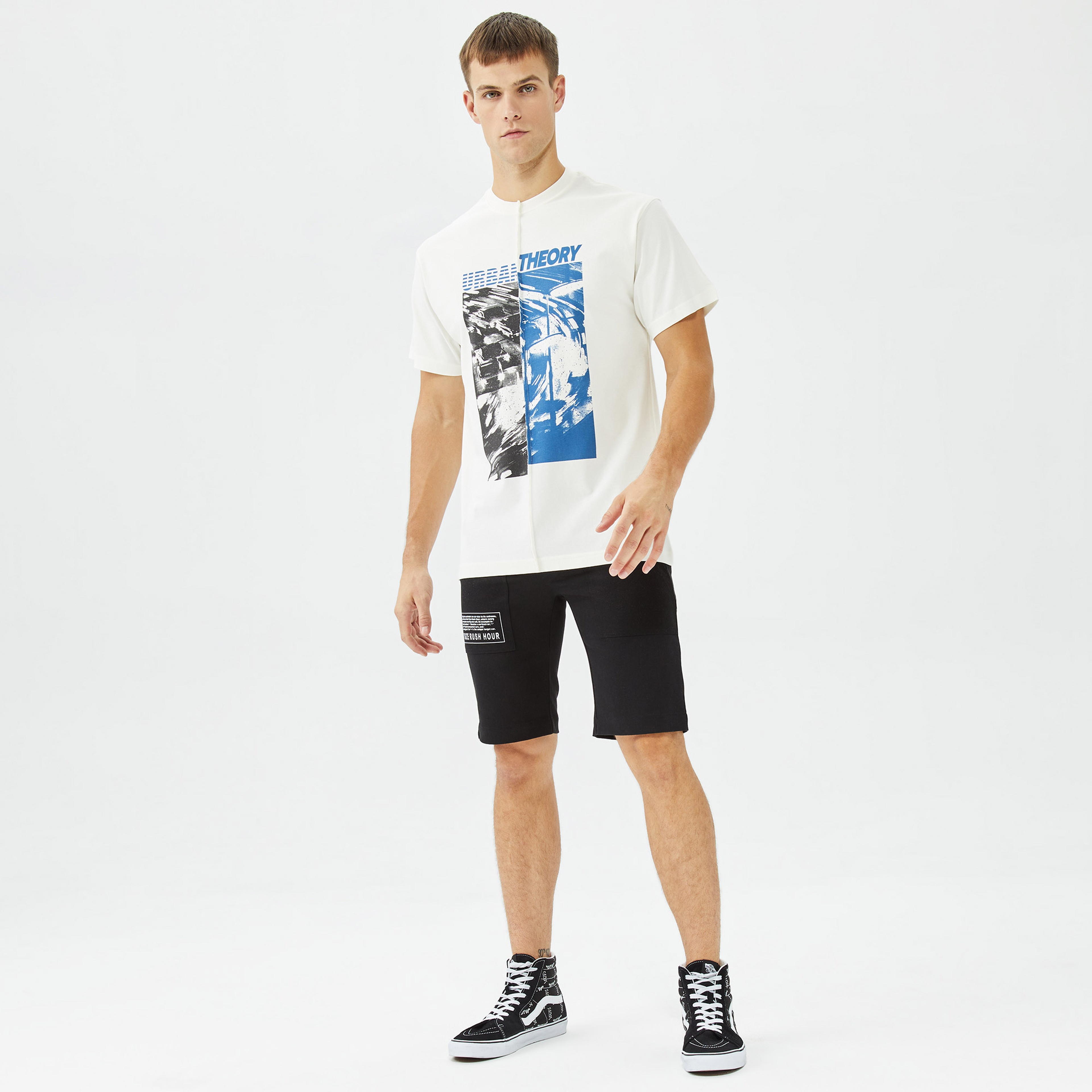 Urban Theory Artwork Printed Asymetric Unisex Beyaz T-Shirt