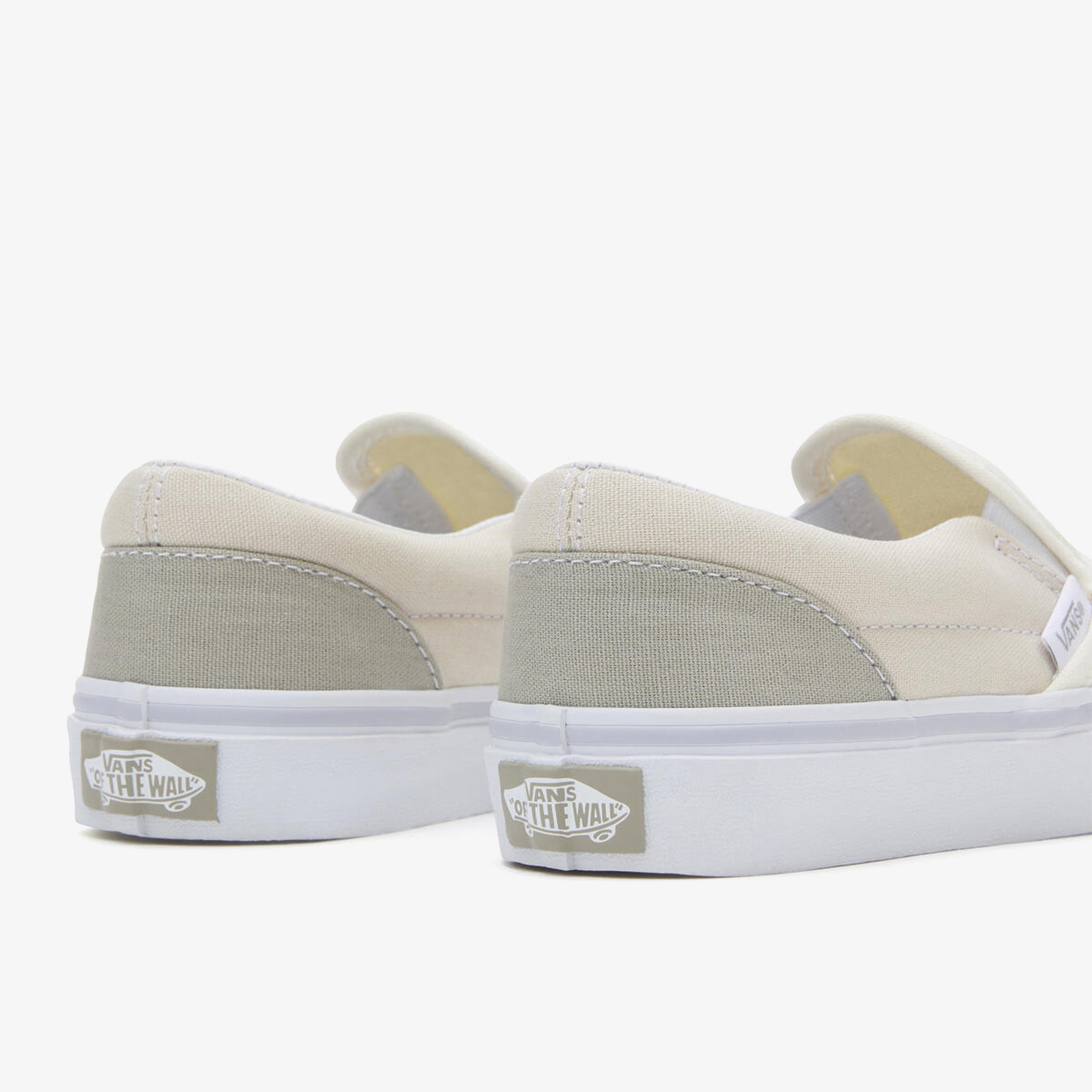Vans Uy Classic Slip-On Çocuk Krem Sneaker