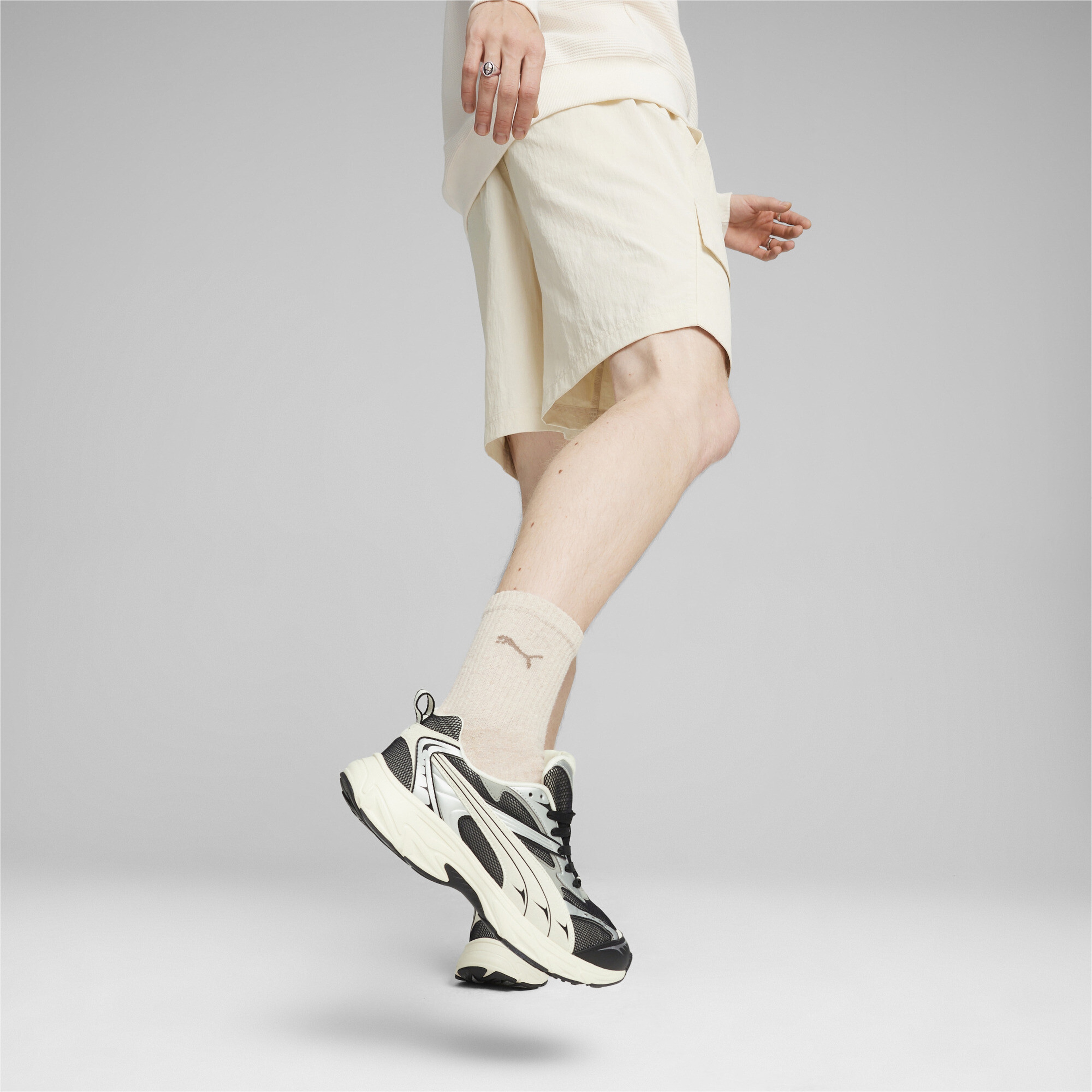 Puma Classics Cargo Erkek Krem Şort