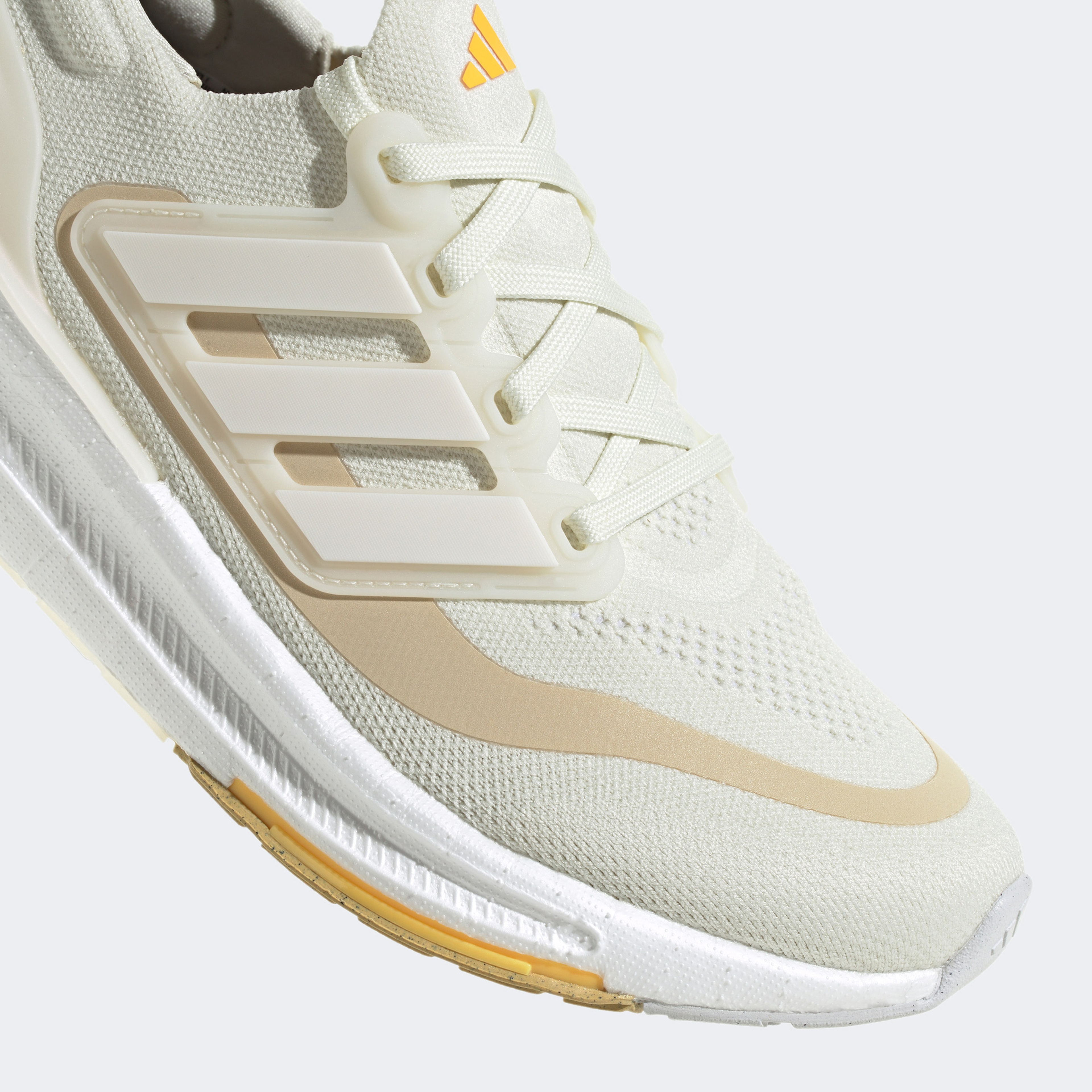 adidas Ultraboost Light  Kadın Beyaz Koşu Ayakkabısı