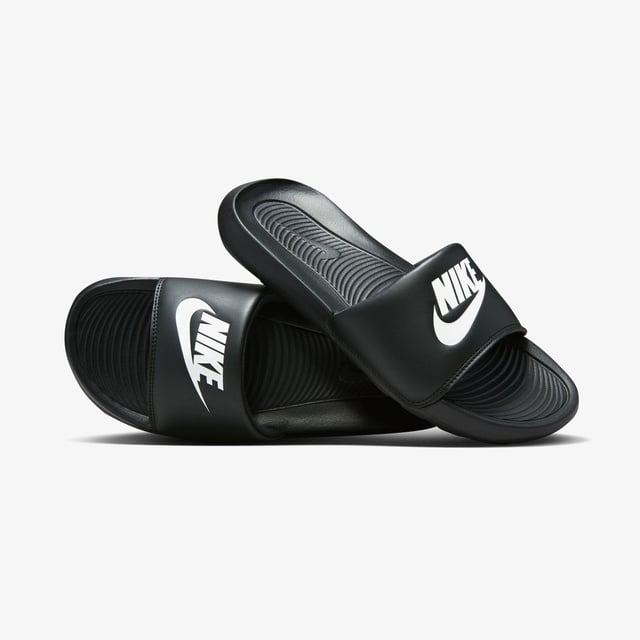 Nike Nike Victori One Unisex Siyah Terlik Occasion'da! Siyah - 7. görsel