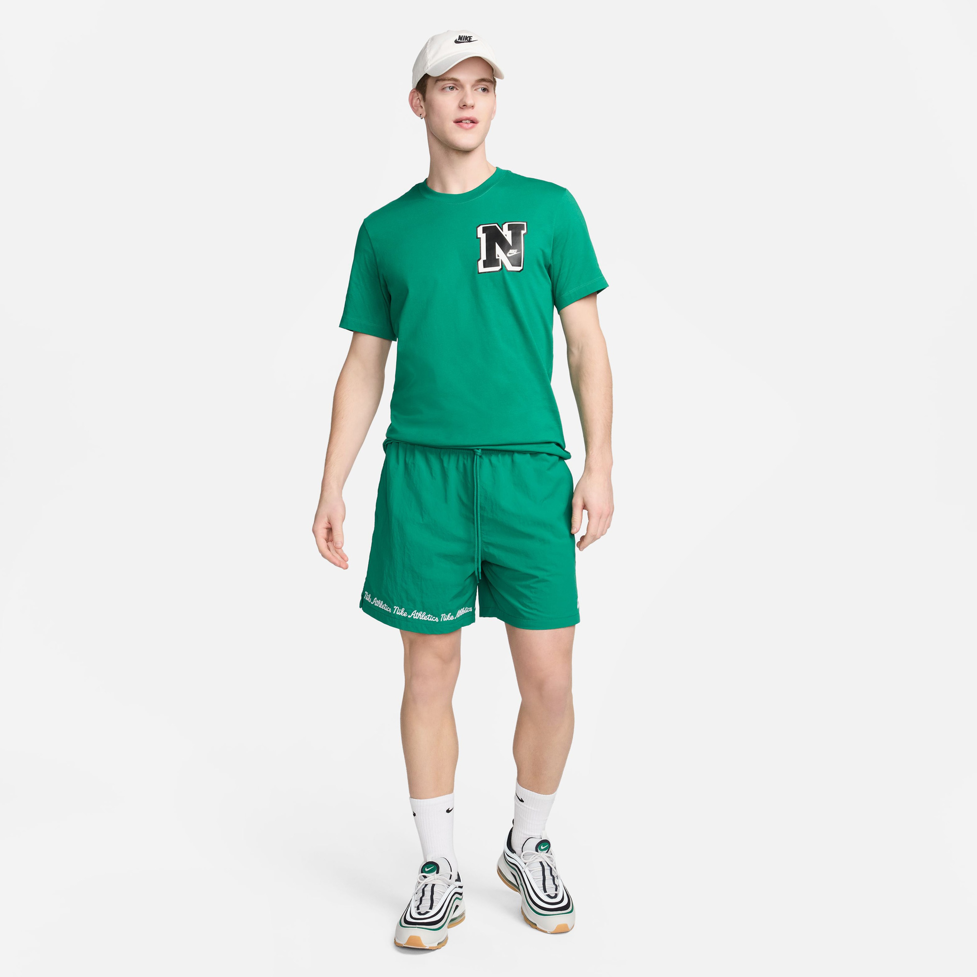Nike Sportswear Club Erkek Yeşil Günlük T-Shirt