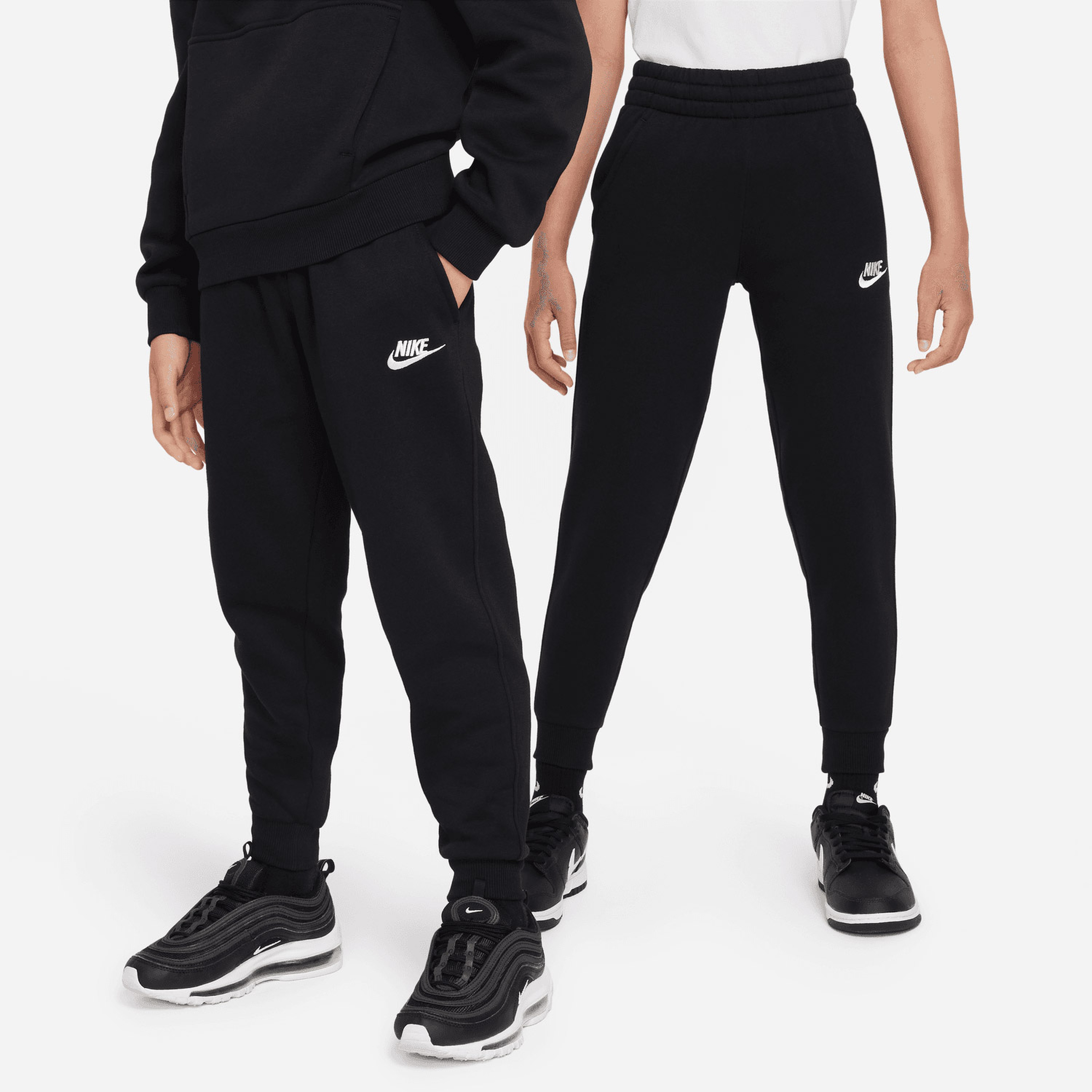 Nike Sportswear Club Çocuk Siyah Günlük Eşofman Altı