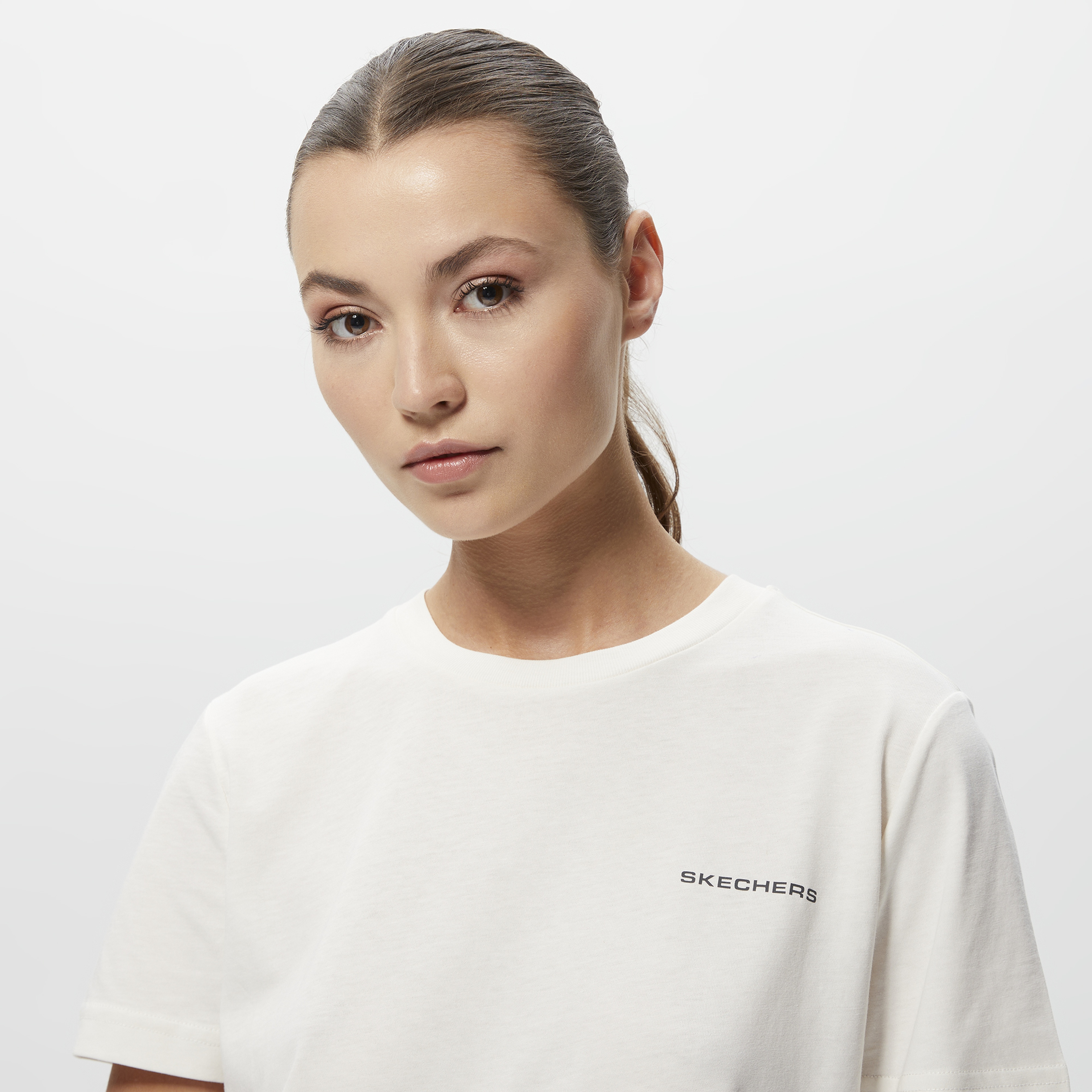 Skechers W New Basics Crew Neck Kadın Krem T-Shirt