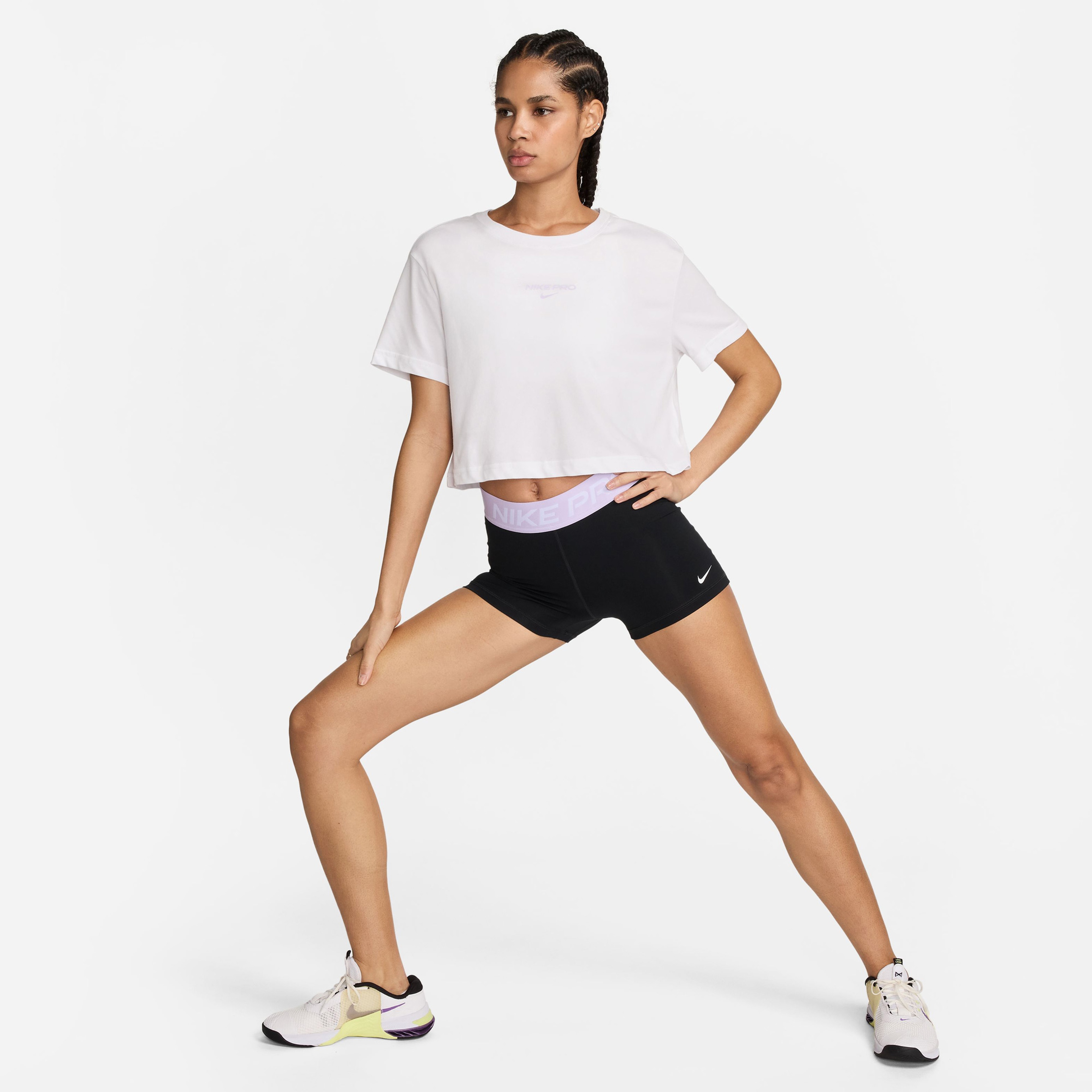 Nike Pro Kadın Beyaz Günlük Crop T-Shirt