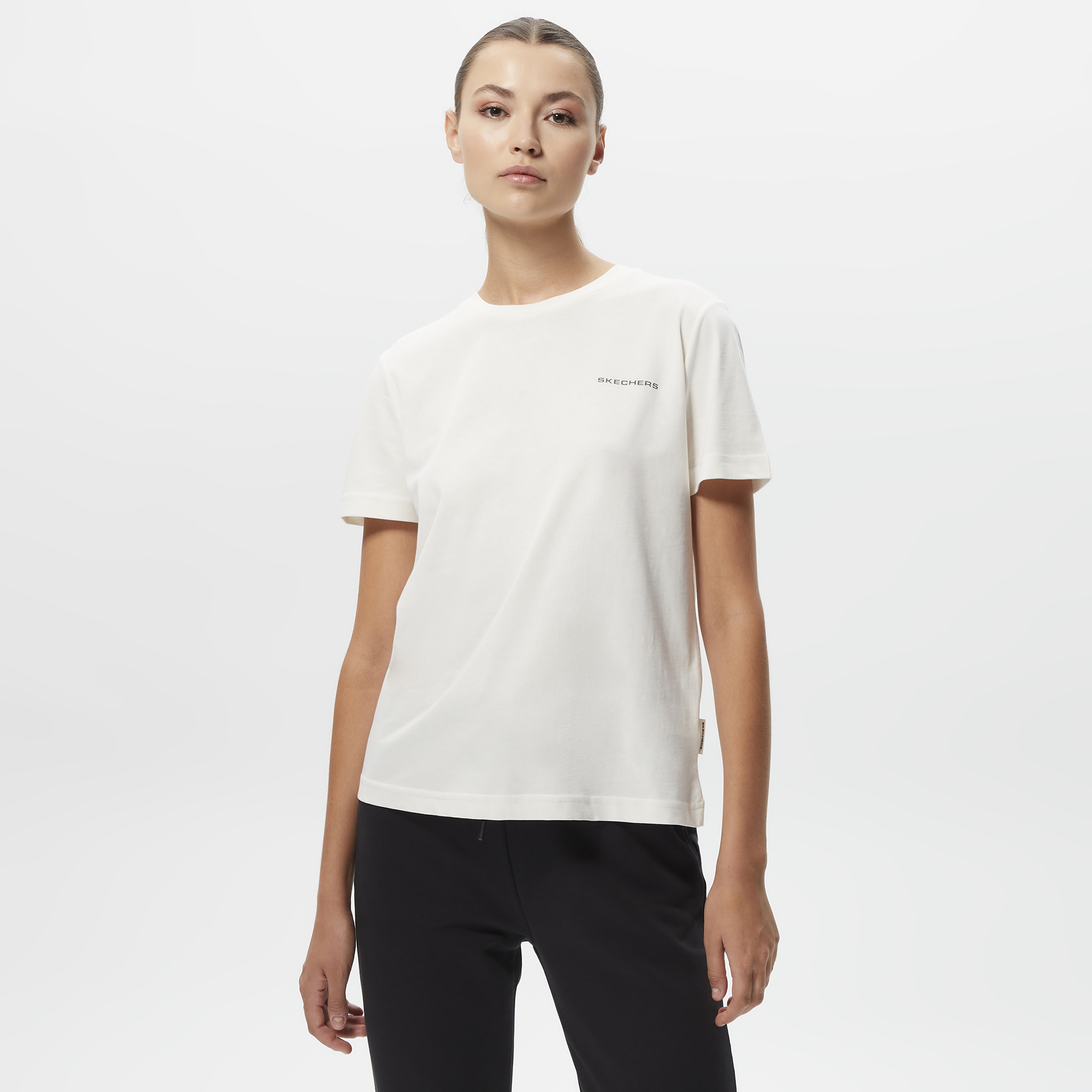 Skechers W New Basics Crew Neck Kadın Krem T-Shirt