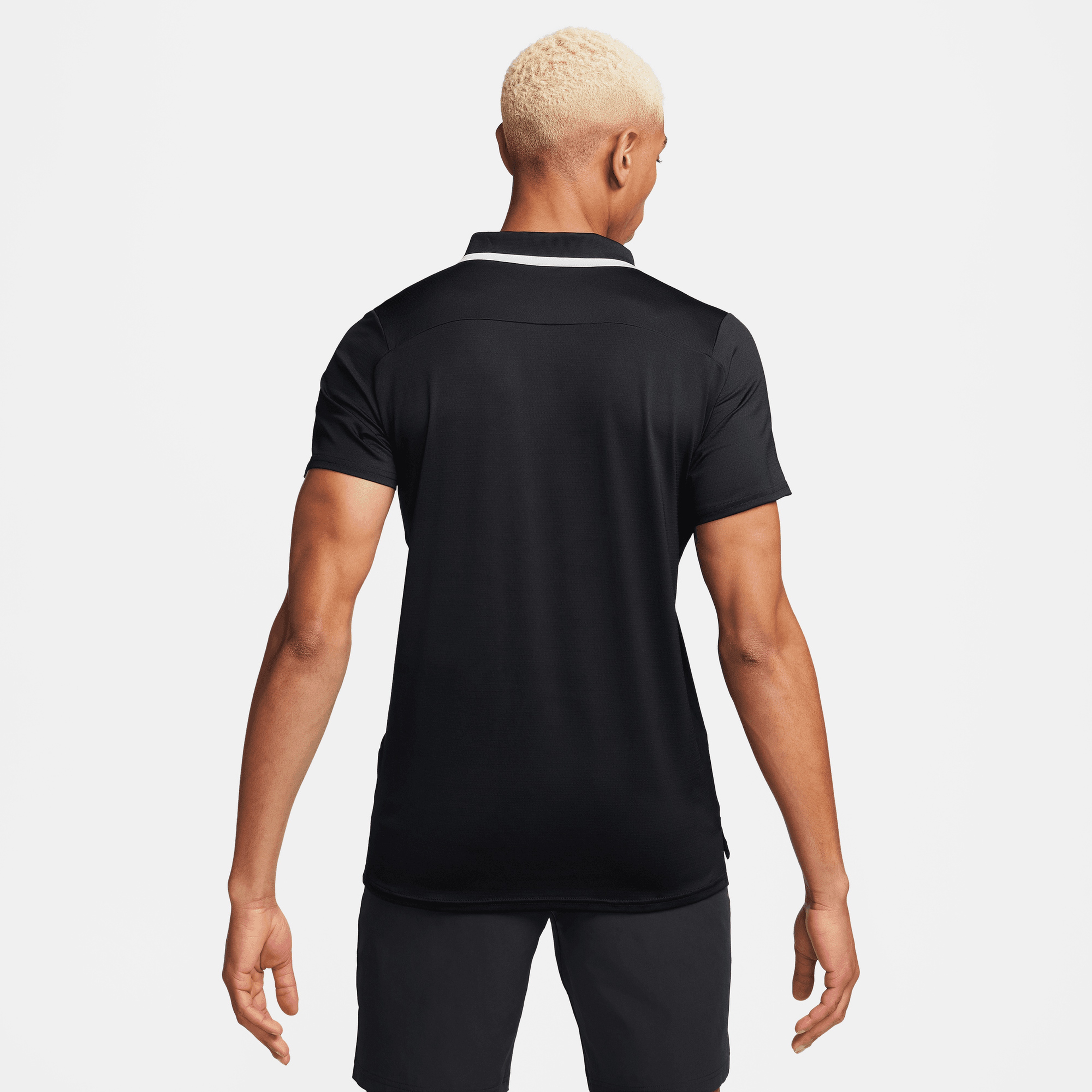 Nike Court Advantage Erkek Siyah Günlük T-shirt