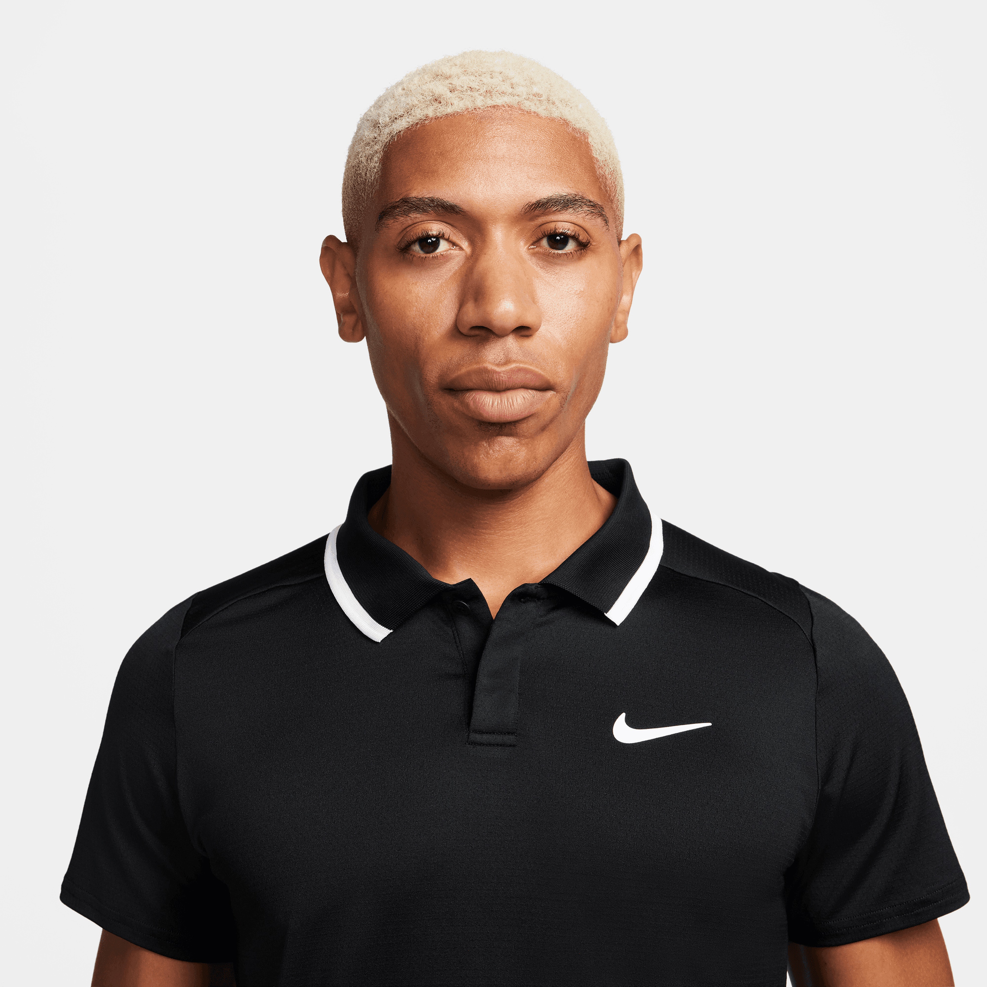 Nike Court Advantage Erkek Siyah Günlük T-shirt